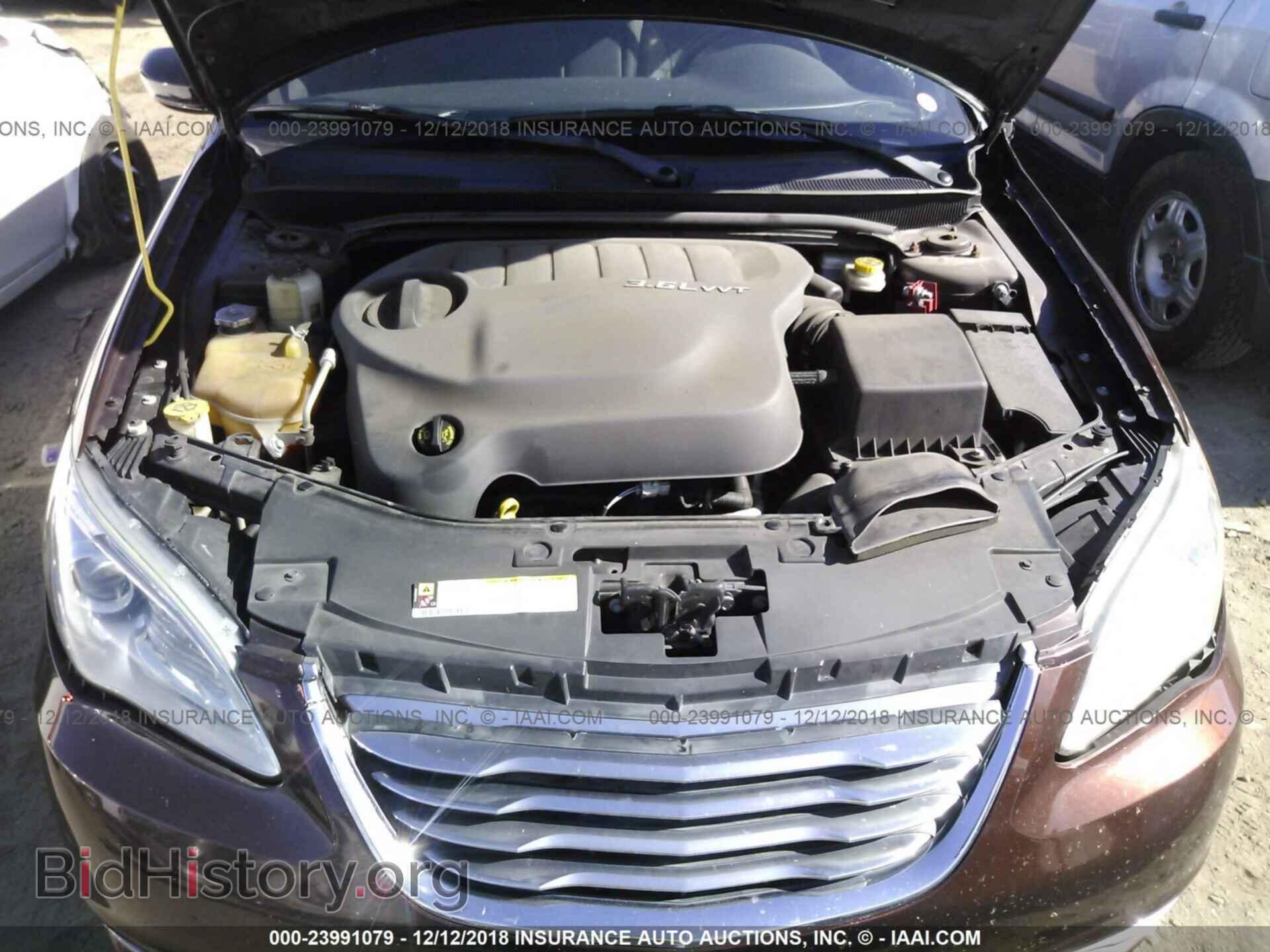 2013 CHRYSLER 200 - VIN: 1C3CCBBG2DN556575 - Photo 10