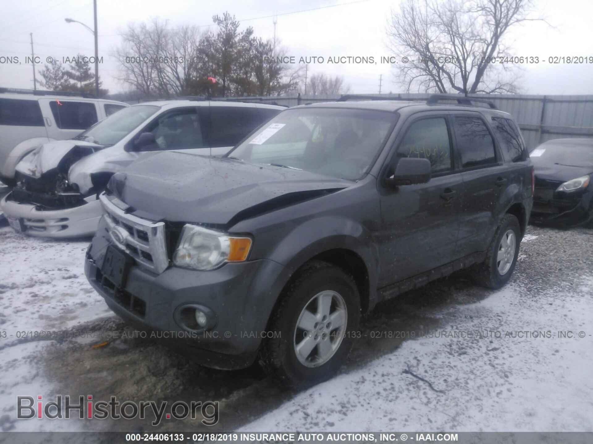 2011 FORD ESCAPE - VIN: 1FMCU0D7XBKA67300 - Фото 2