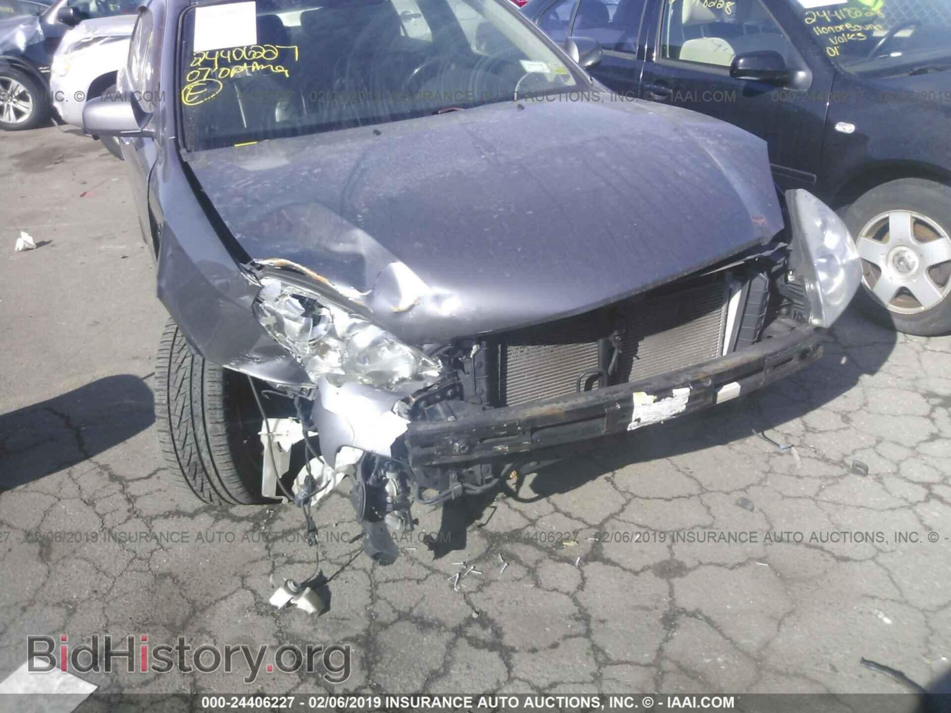 2007 KIA OPTIMA - VIN: KNAGE123575118410 - Фото 6