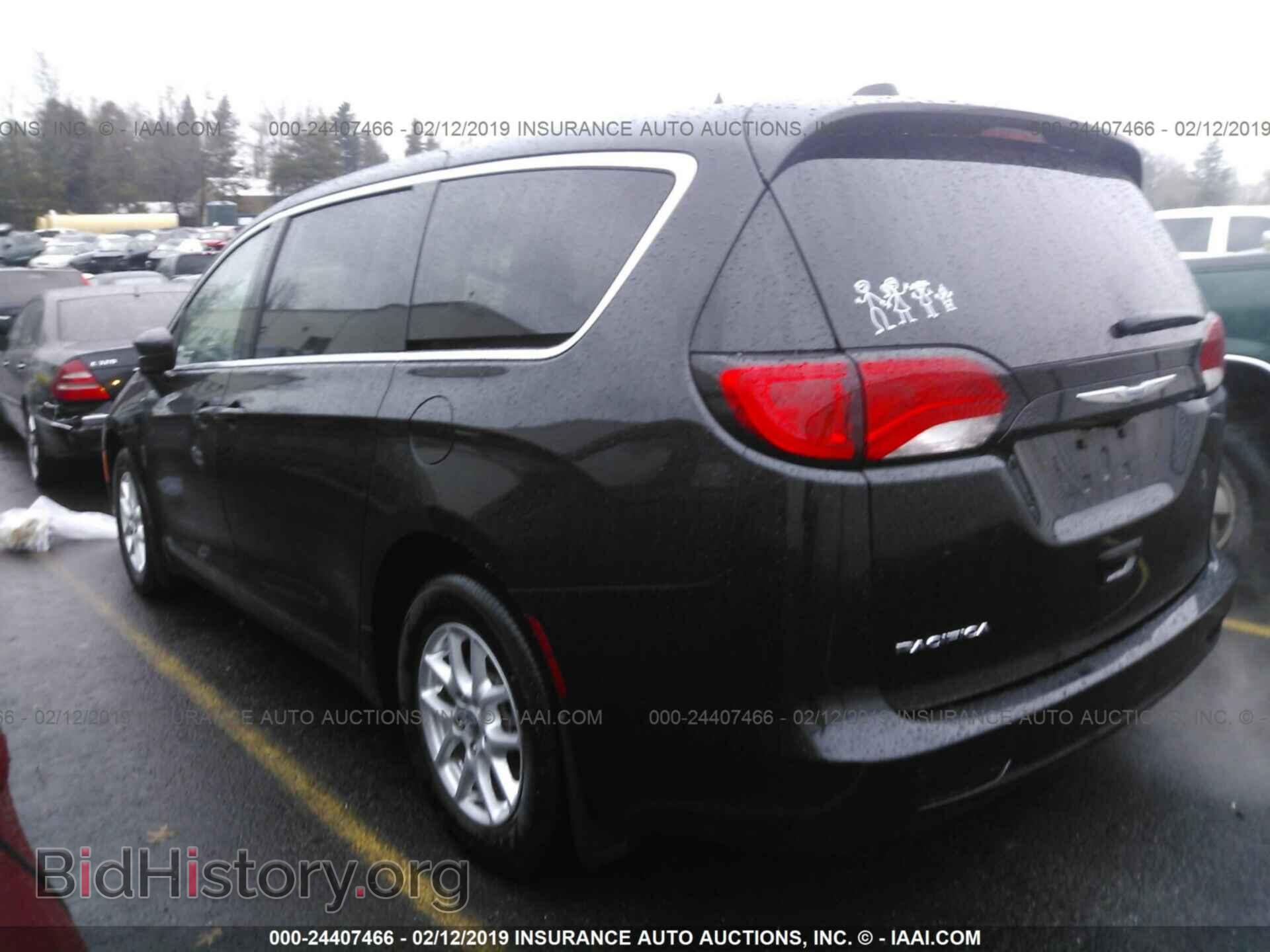 2017 CHRYSLER PACIFICA - VIN: 2C4RC1DG1HR634043 - Фото 3