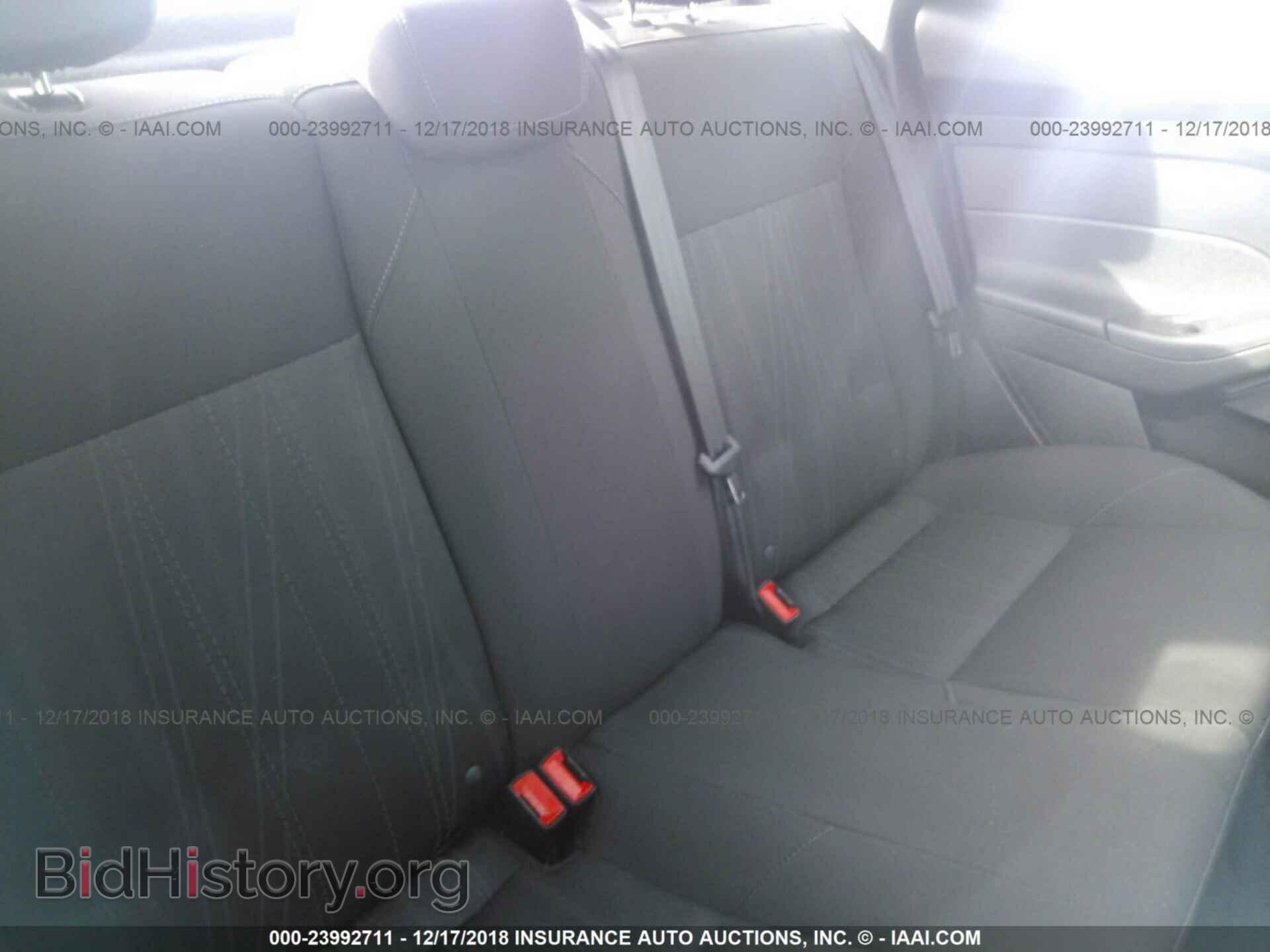 2016 FORD FOCUS - VIN: 1FADP3E21GL201574 - Фото 8