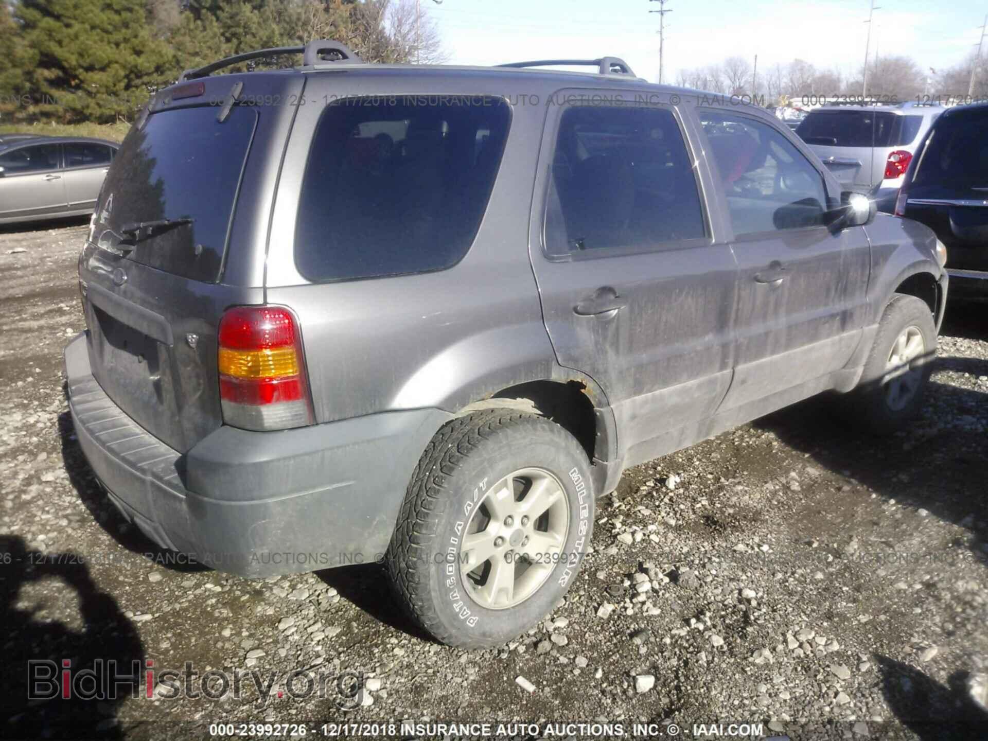 2005 FORD ESCAPE - VIN: 1FMCU93145KD88688 - Фото 4