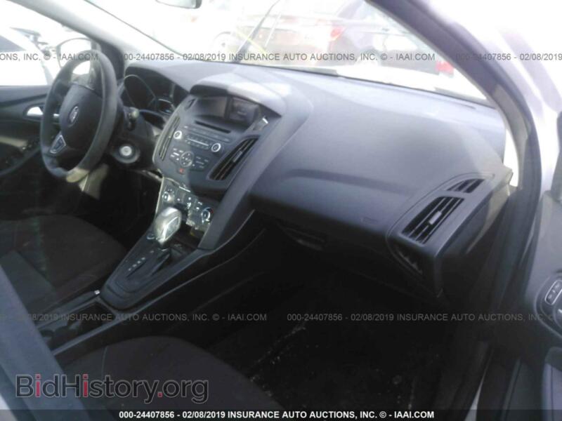 2016 Ford FOCUS (VIN 1FADP3F29GL243344) — фото 5 из 10