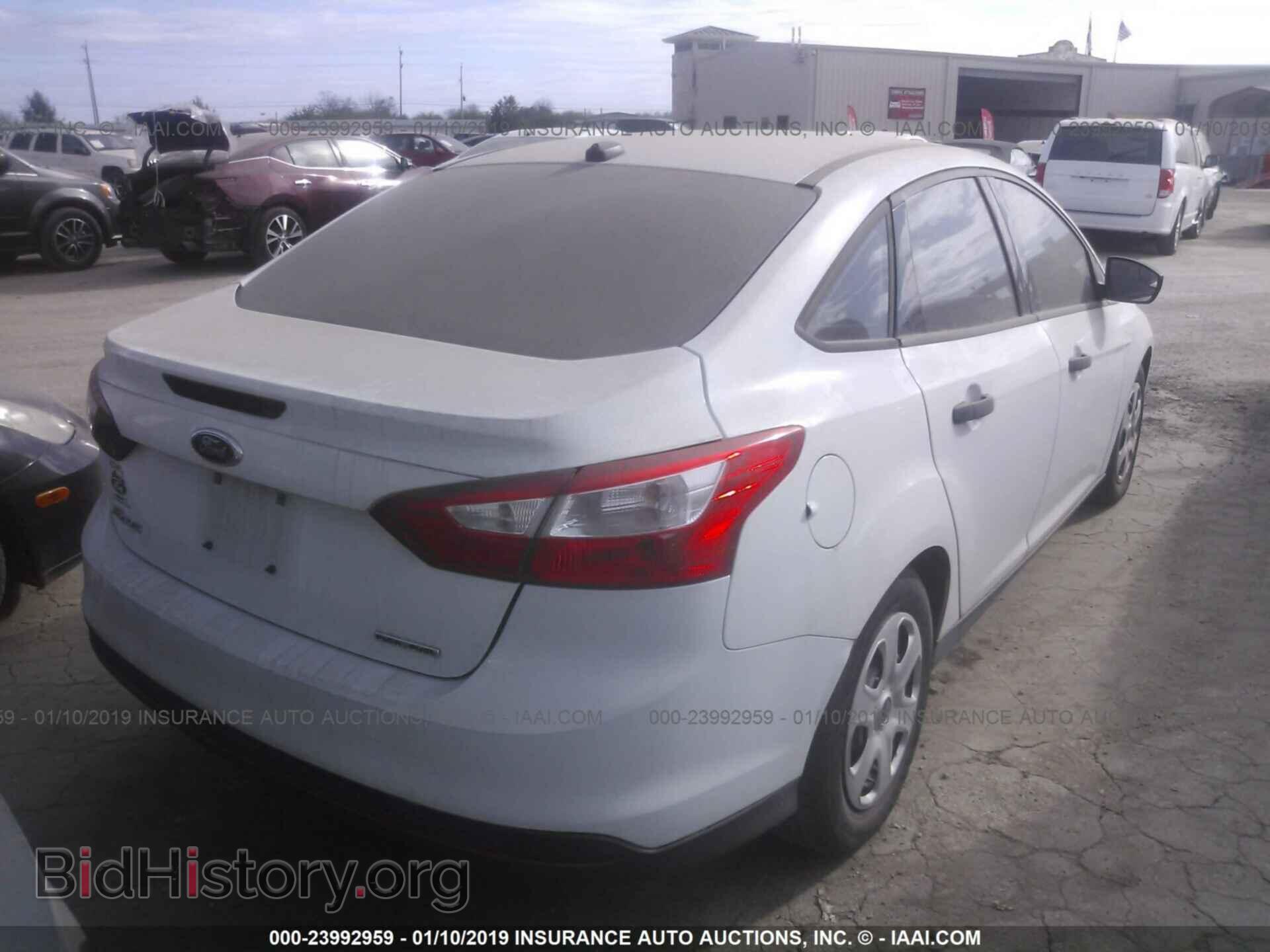 2013 FORD FOCUS - VIN: 1FADP3E23DL262677 - Фото 4