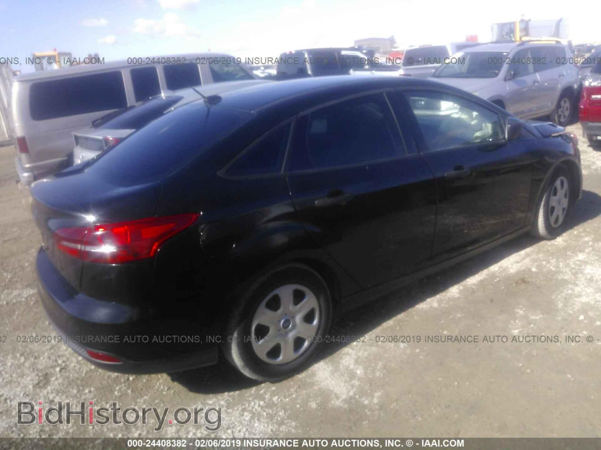 2015 FORD FOCUS - VIN: 1FADP3E23FL348820 - Photo 4