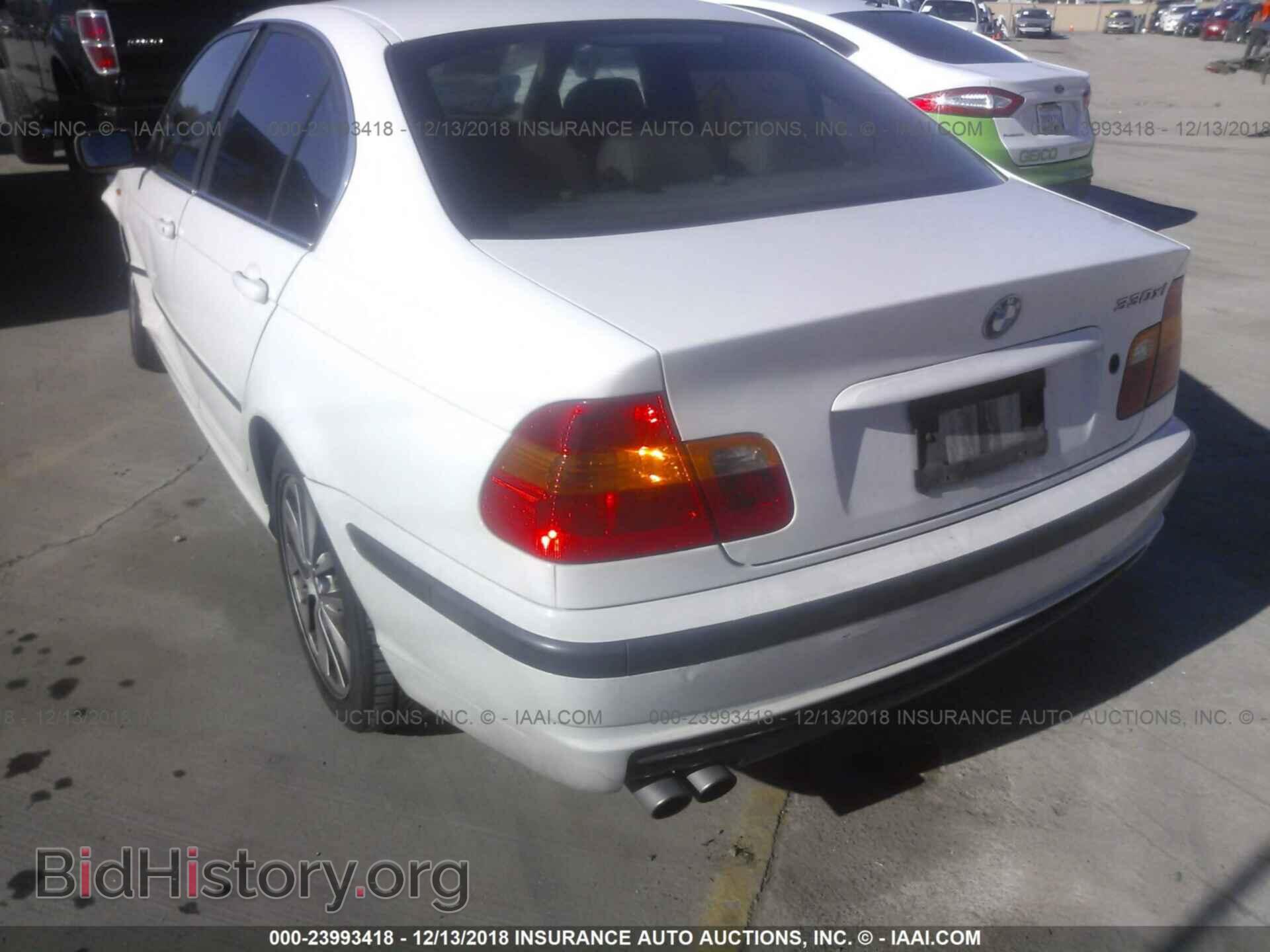 2003 BMW 330 - VIN: WBAEW53493PG21703 - Photo 3
