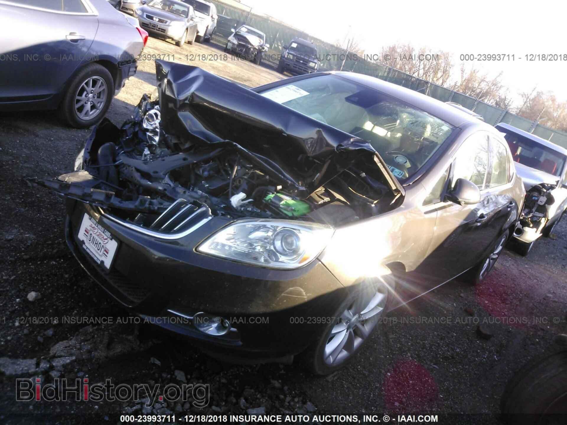 2014 CHRYSLER 200 - VIN: 1C3CCBAB5EN209619 - Фото 2