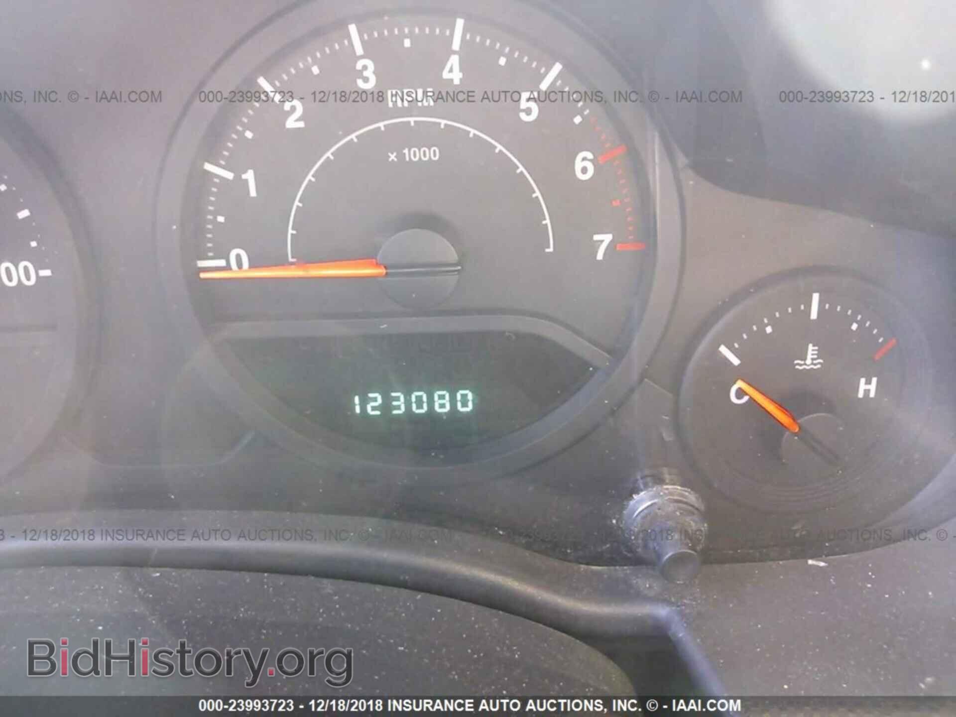 2007 JEEP WRANGLER - VIN: 1J4FA24137L202159 - Фото 7