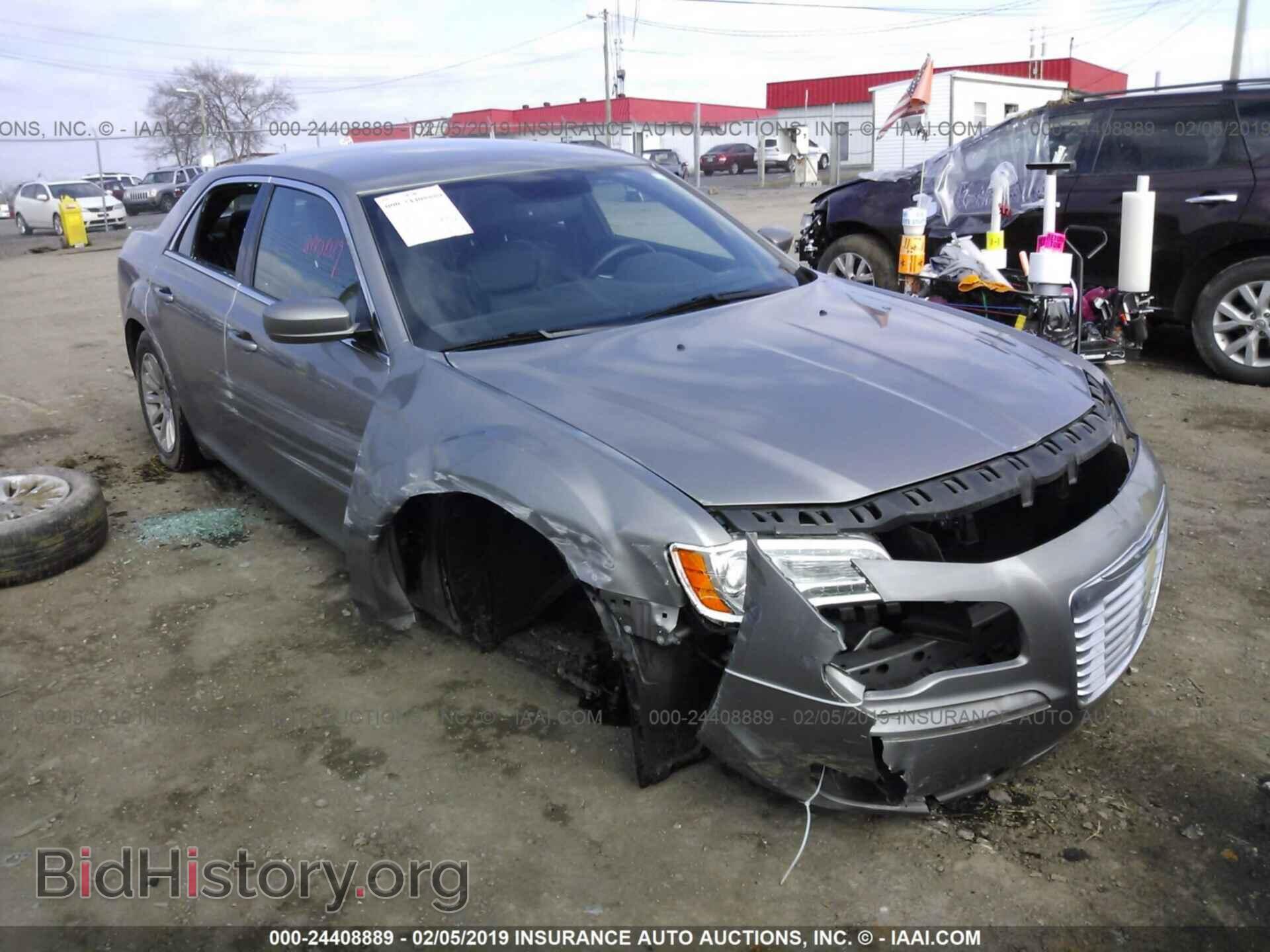 Фотография 2C3CCAAG0EH309951 - CHRYSLER 300 2014