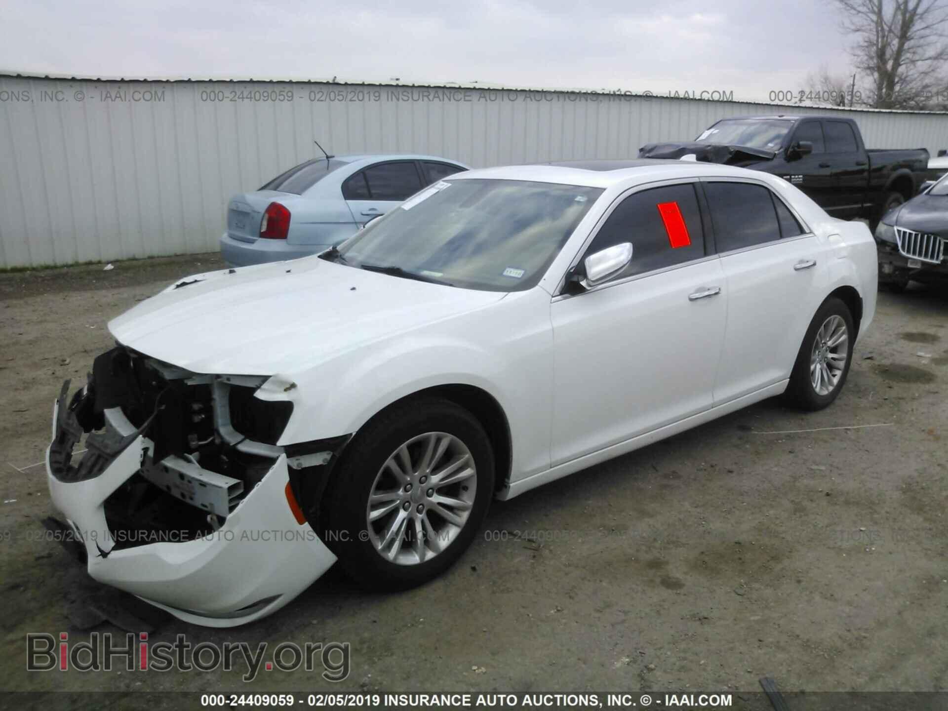 2016 CHRYSLER 300C - VIN: 2C3CCAEG4GH320464 - Фото 2