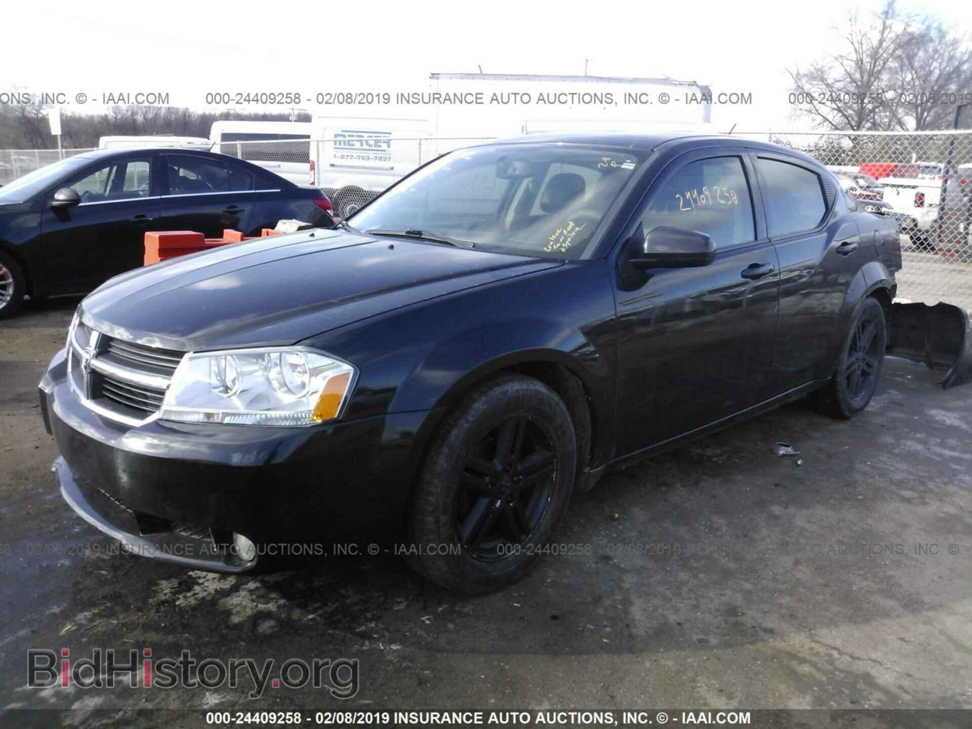 2010 DODGE AVENGER - VIN: 1B3CC5FB0AN235336 - Фото 2