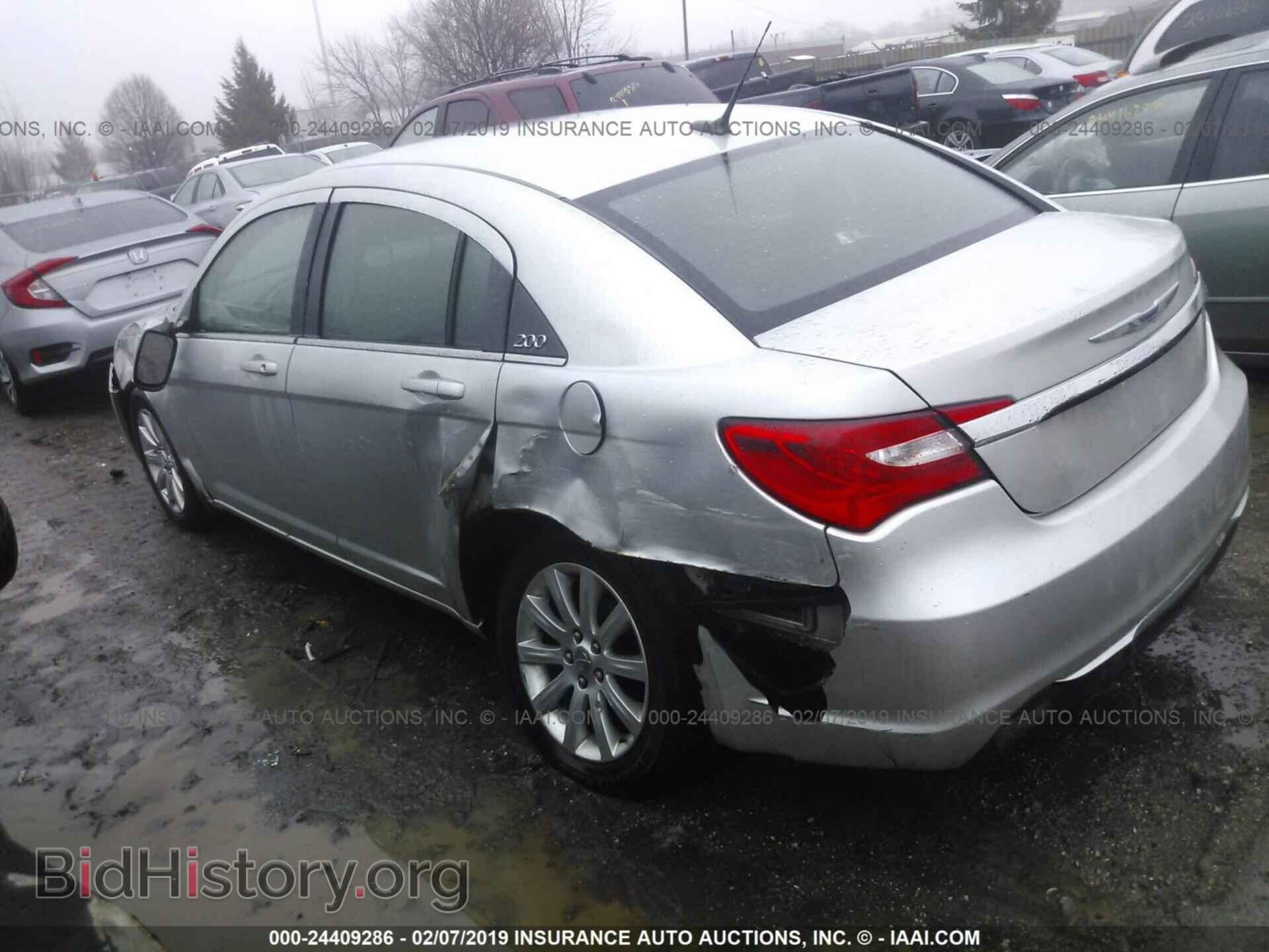 2011 CHRYSLER 200 - VIN: 1C3BC1FB9BN533070 - Фото 3