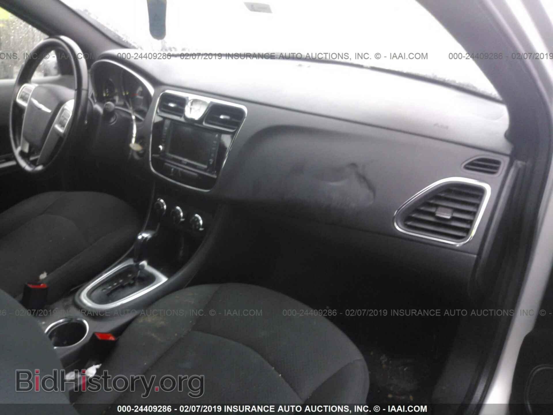 2011 CHRYSLER 200 - VIN: 1C3BC1FB9BN533070 - Фото 5