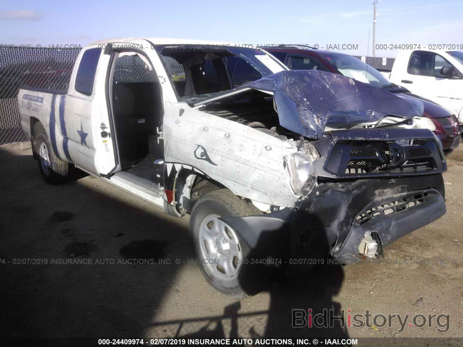 Photo 5TFTX4CN8FX052418 - TOYOTA TACOMA 2015