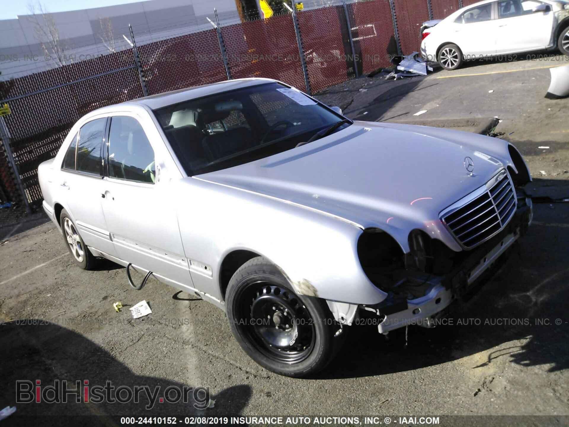 Photo WDBJF65J22B482855 - MERCEDES-BENZ E 2002