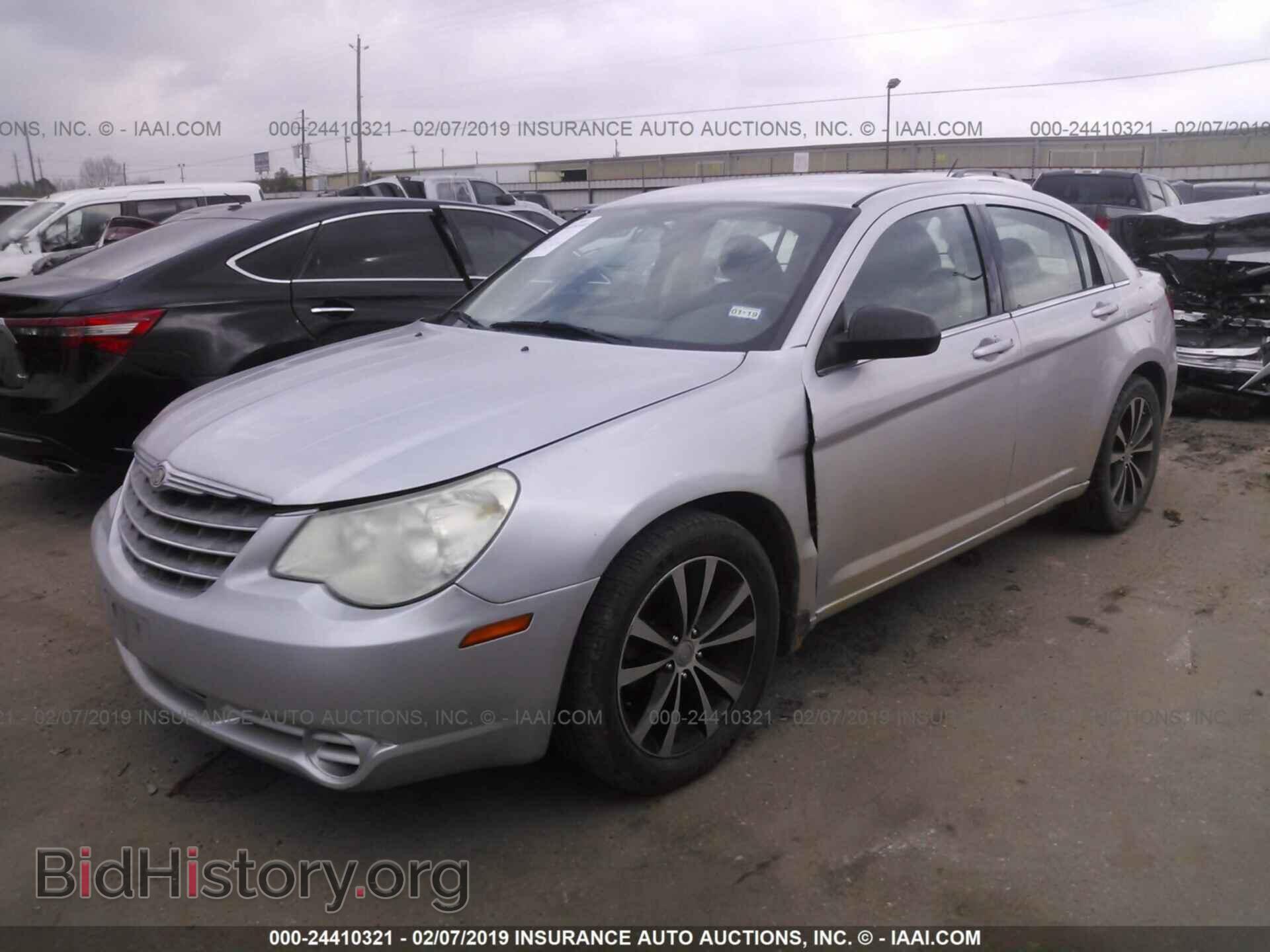 2008 CHRYSLER SEBRING - VIN: 1C3LC46K68N252018 - Фото 2