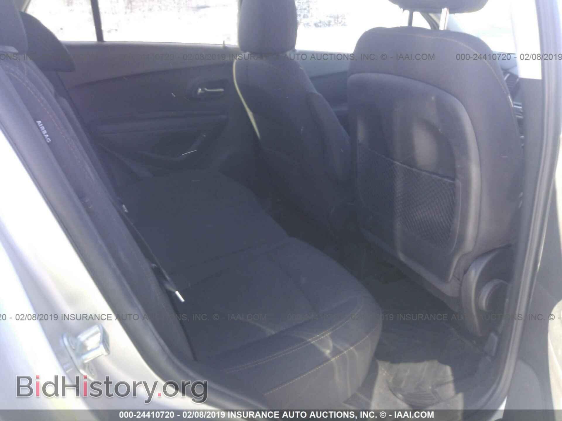 2017 CHEVROLET TRAX - VIN: 3GNCJKSB3HL277784 - Photo 8