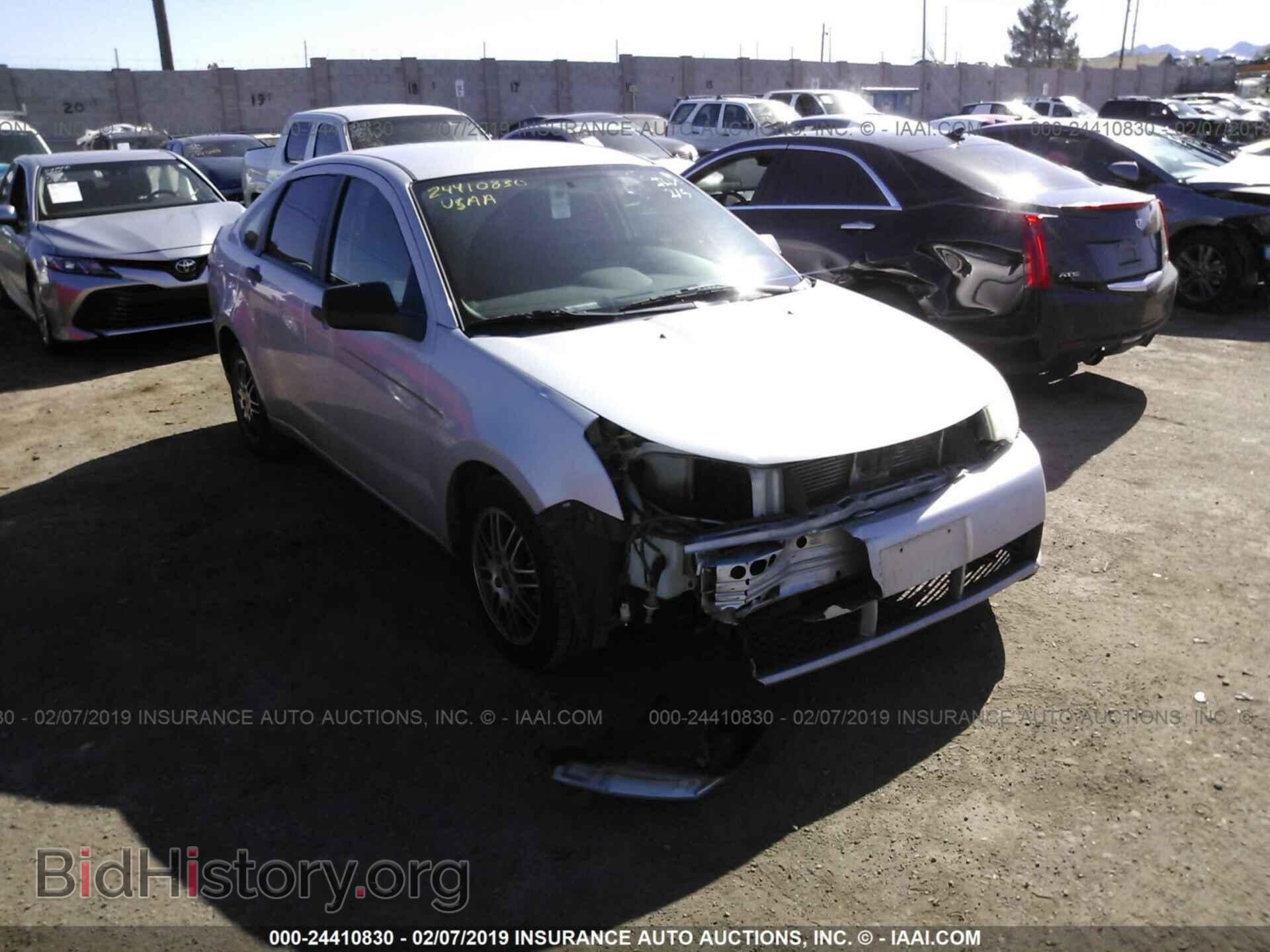 Photo 1FAHP35N19W148890 - FORD FOCUS 2009