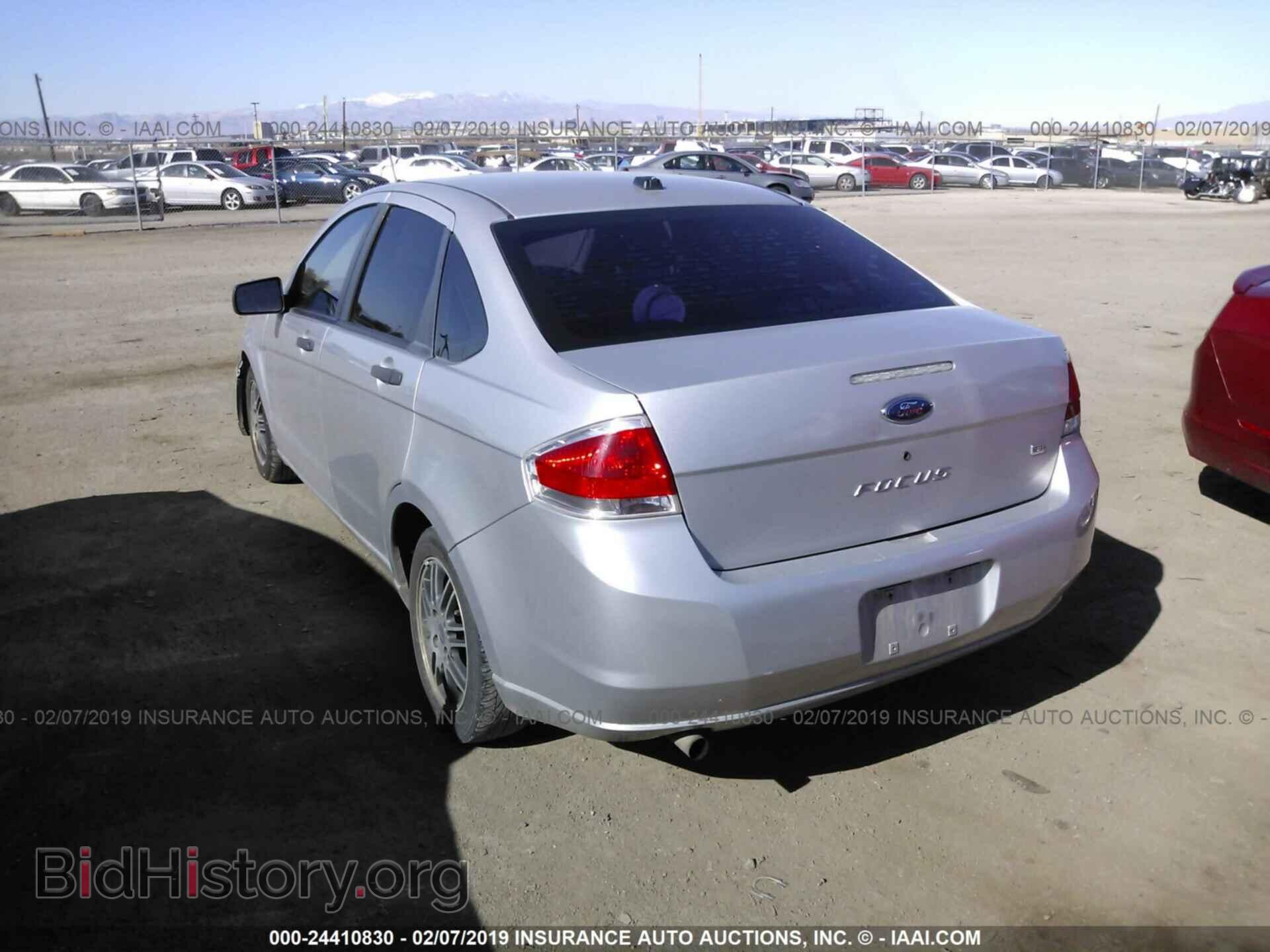2009 FORD FOCUS - VIN: 1FAHP35N19W148890 - Фото 3