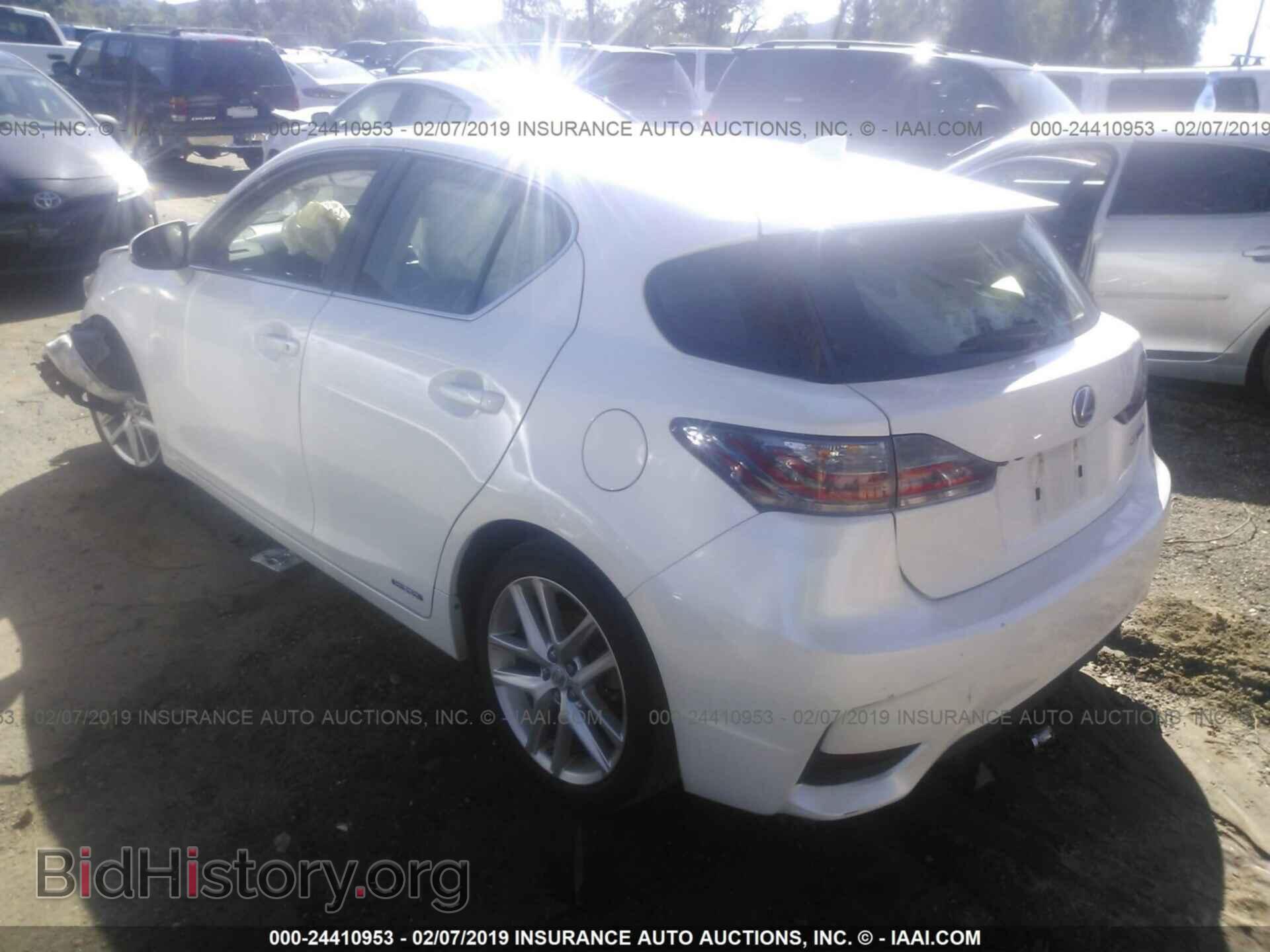 2014 LEXUS CT - VIN: JTHKD5BH3E2198094 - Photo 3