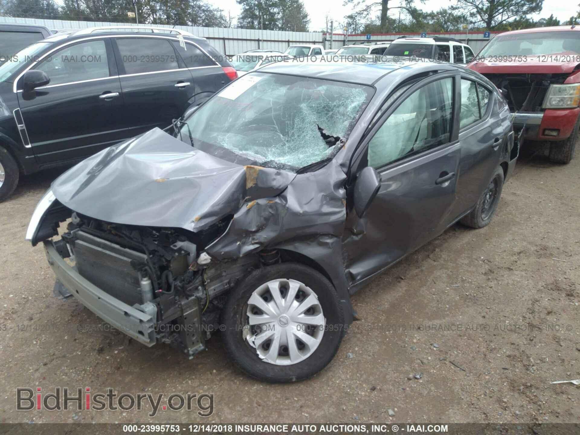 2017 NISSAN VERSA - VIN: 3N1CN7AP3HL872743 - Фото 2
