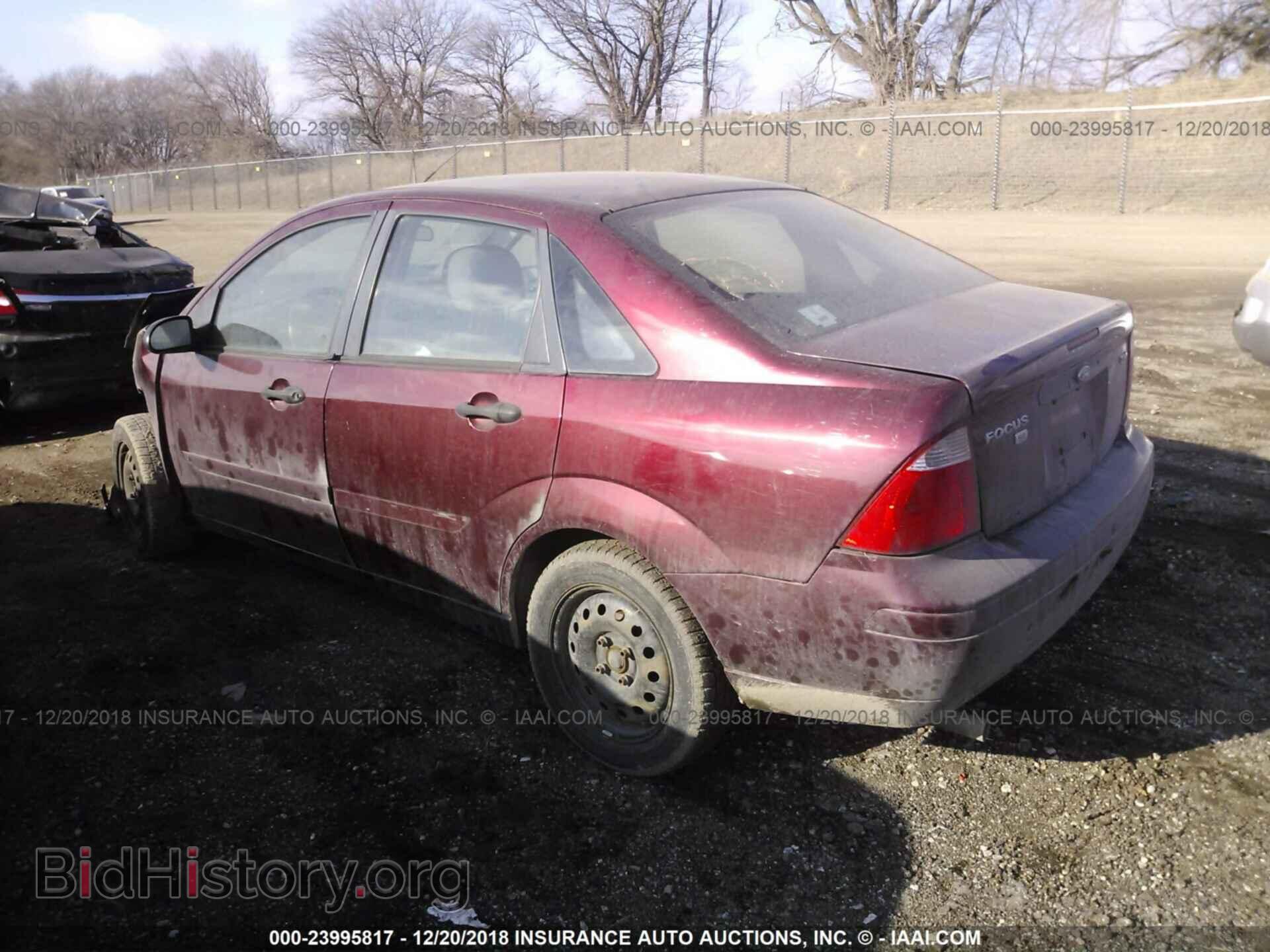 2006 FORD FOCUS - VIN: 1FAHP34N96W182265 - Фото 3