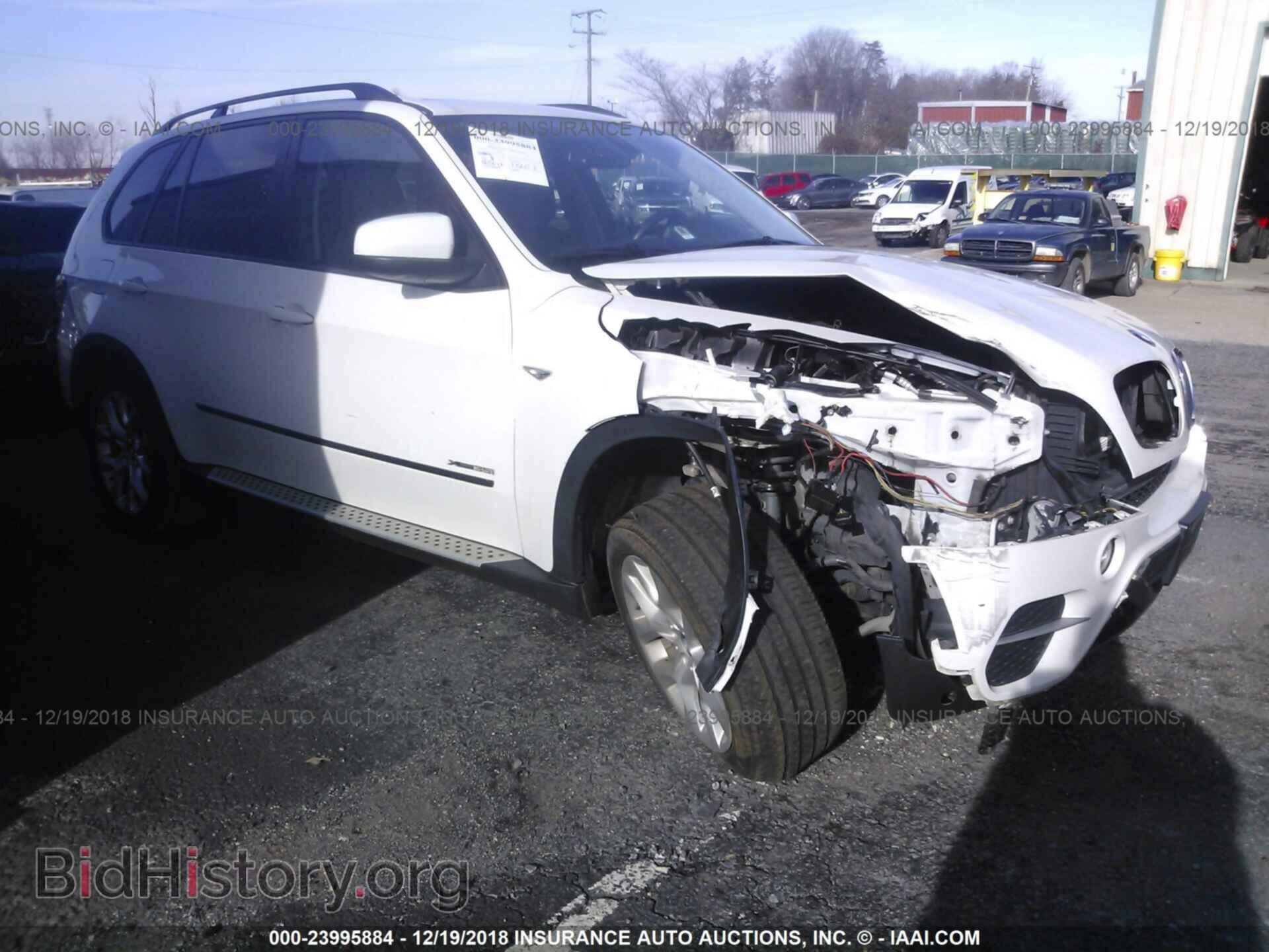 Photo 5UXZV4C57BL741950 - BMW X5 2011