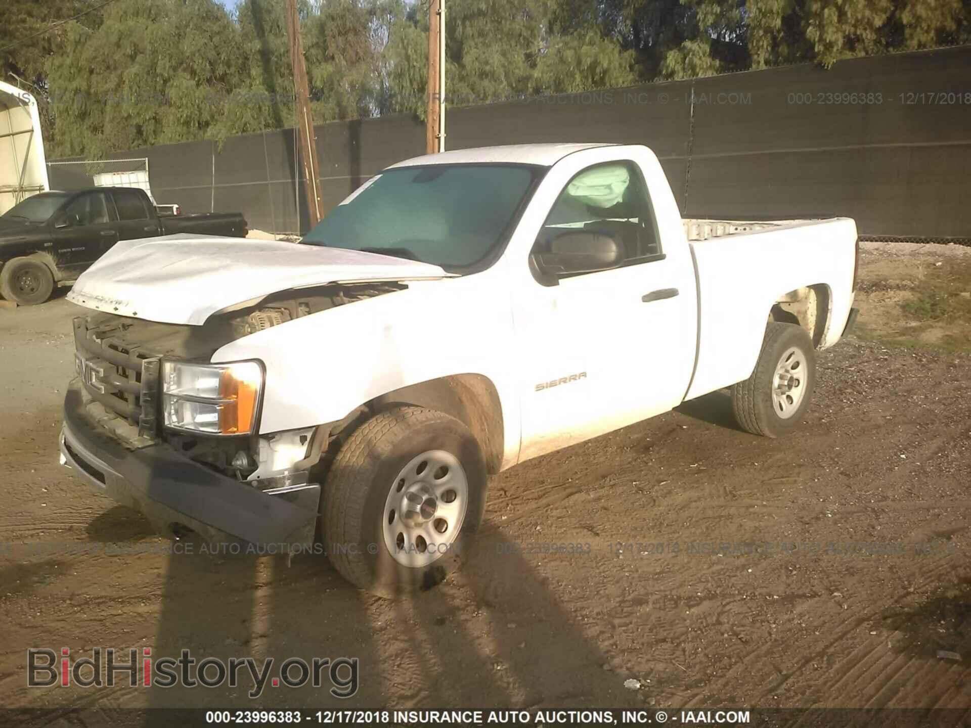 2013 GMC SIERRA - VIN: 1GTN1TEAXDZ392900 - Фото 2
