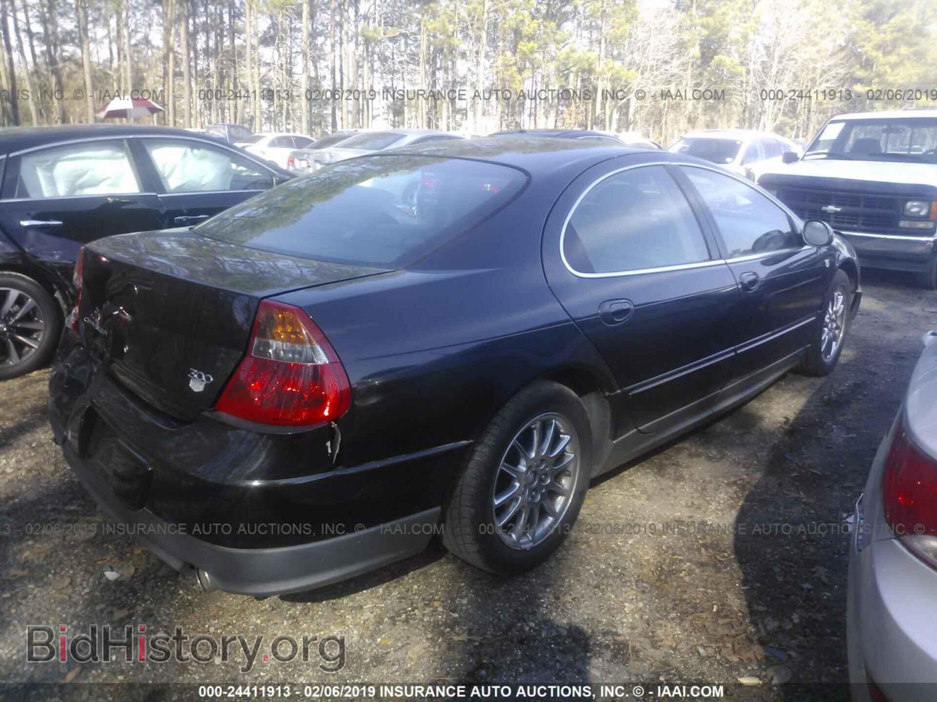 2003 CHRYSLER 300M - VIN: 2C3AE76K73H516058 - Photo 4