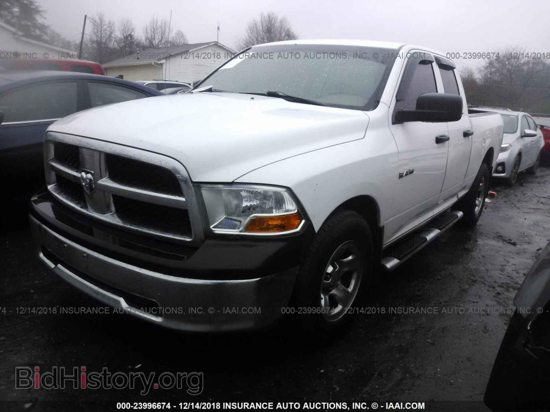 2010 DODGE RAM 1500 - VIN: 1D7RB1GP3AS245459 - Фото 2