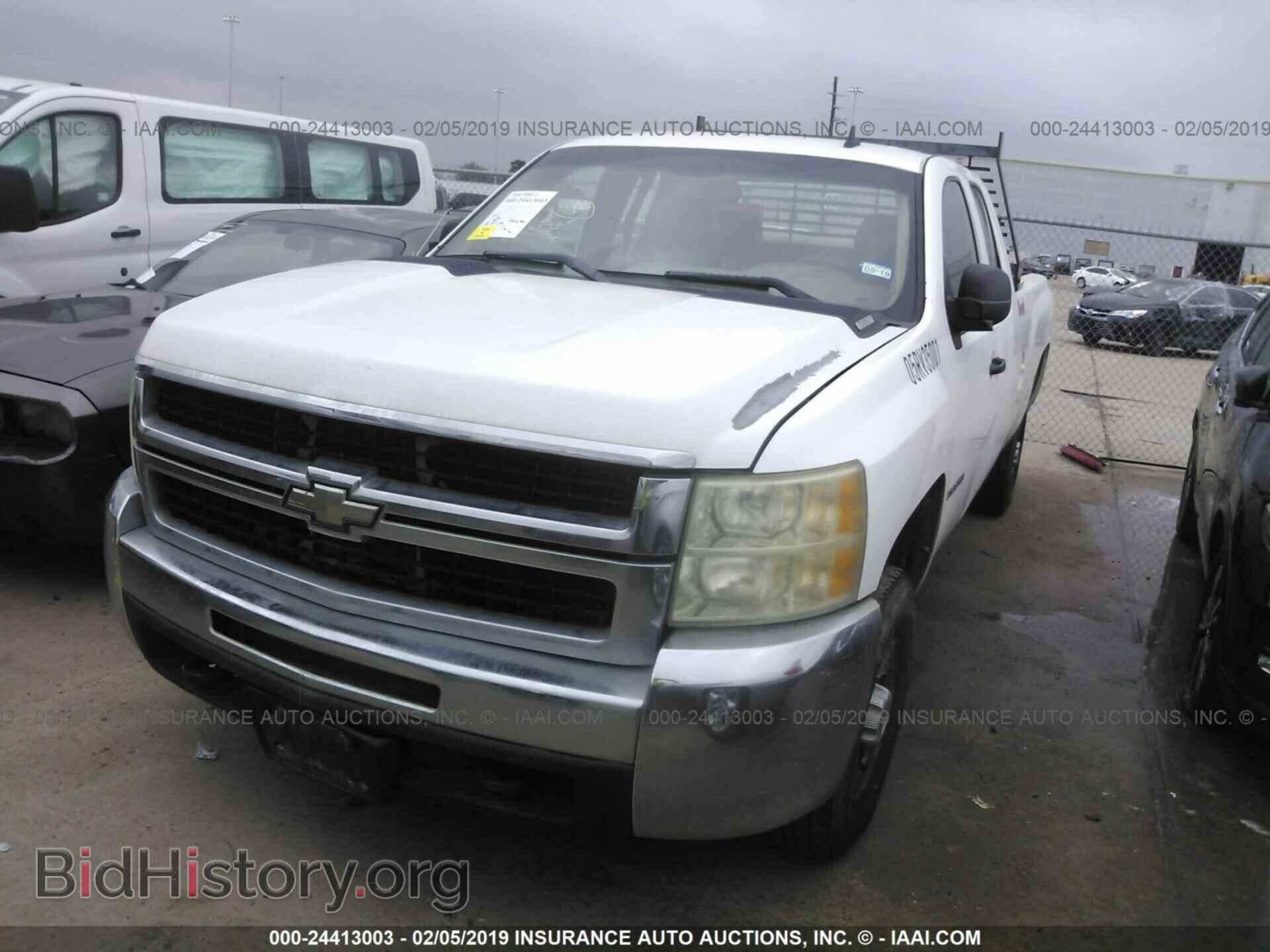 2008 CHEVROLET SILVERADO - VIN: 1GCHC29K08E207027 - Фото 2
