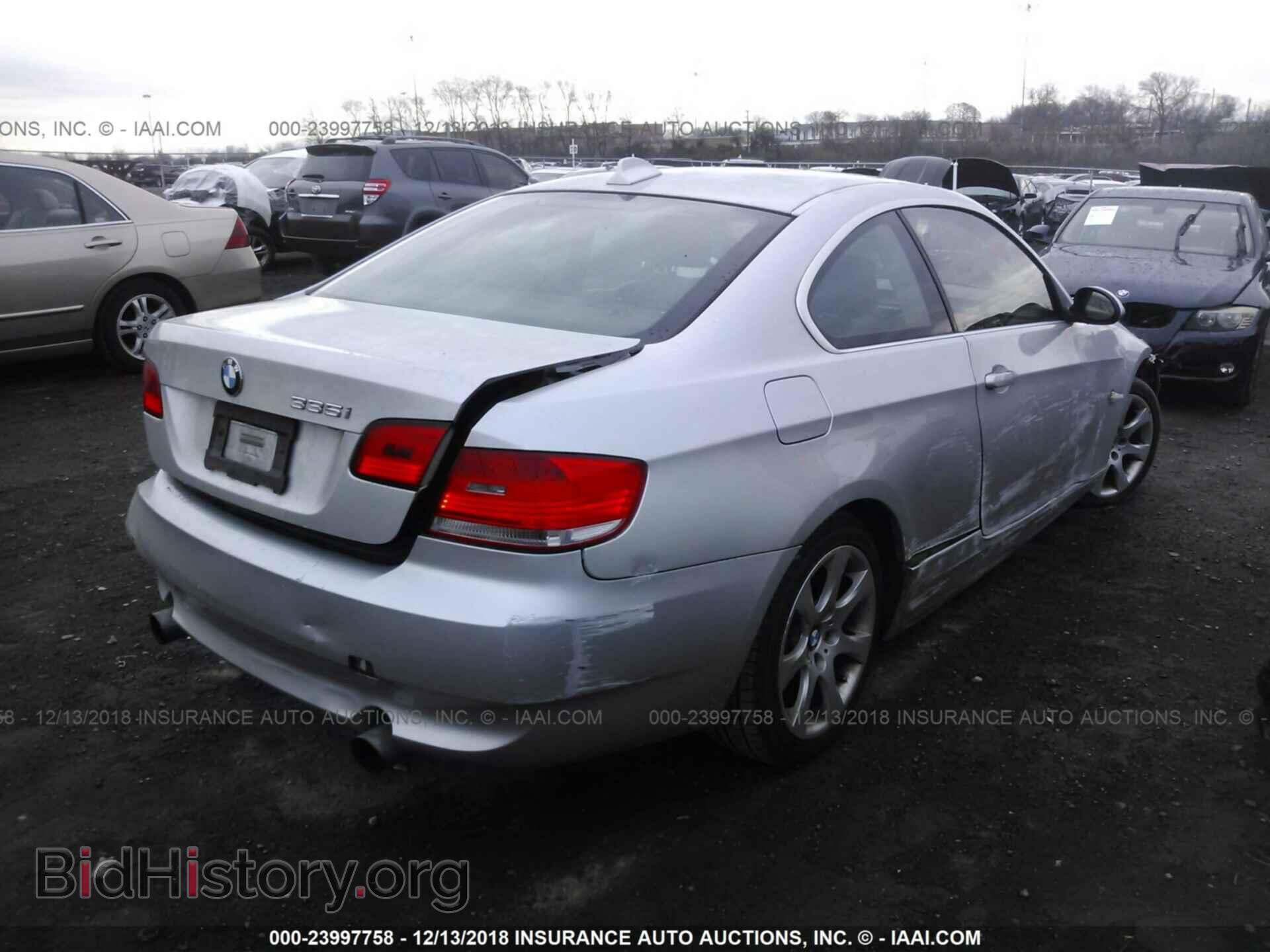 2009 BMW 335 - VIN: WBAWC73559E068342 - Фото 4