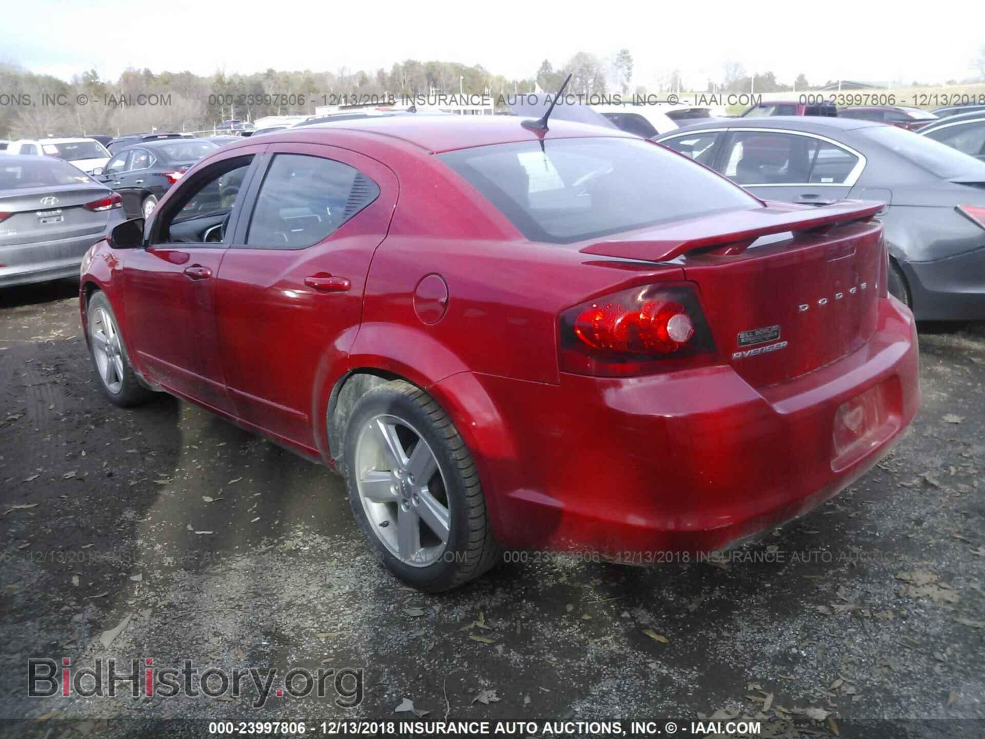 2011 DODGE AVENGER - VIN: 1B3BD1FB0BN557025 - Фото 3