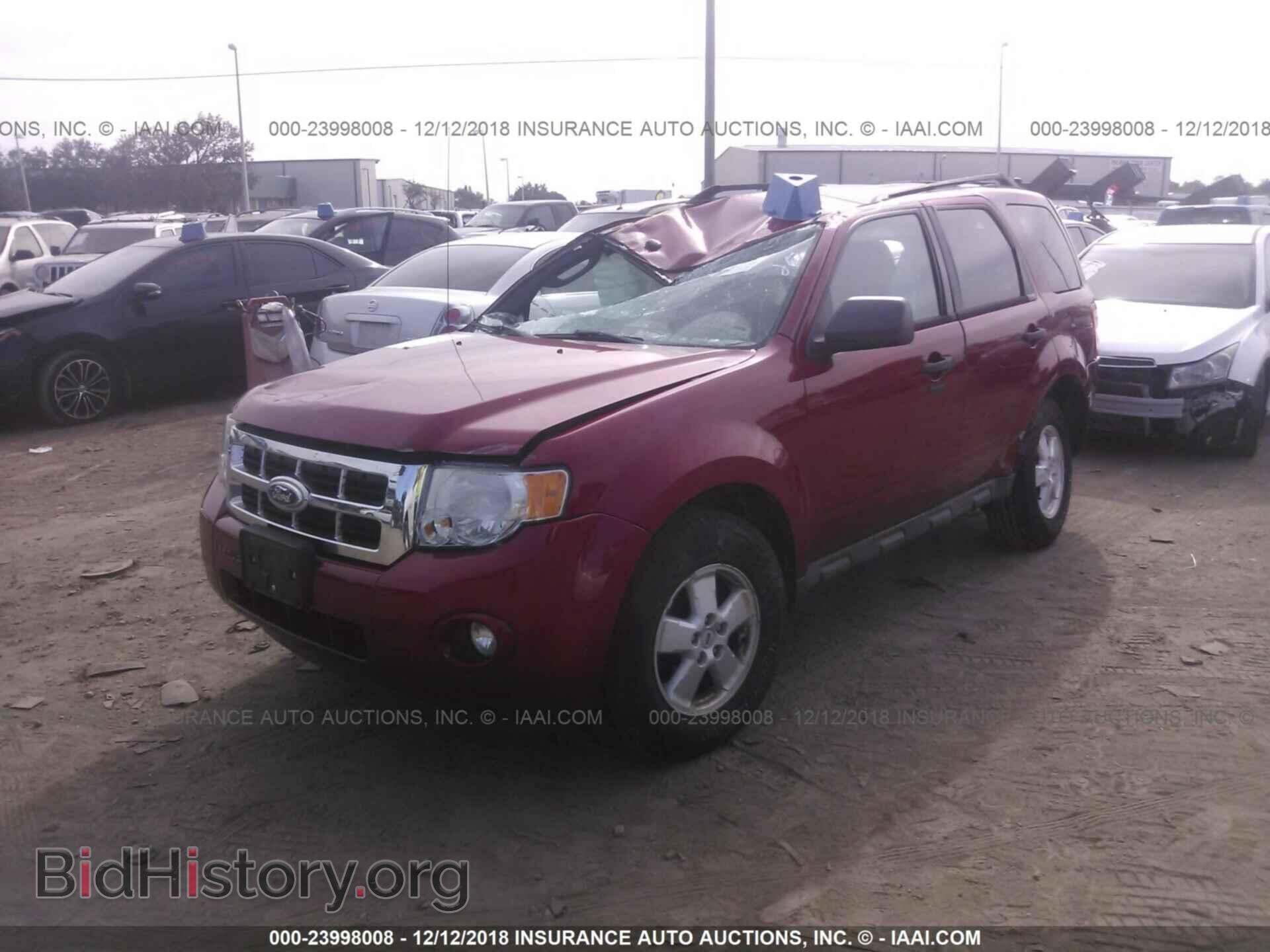 2011 FORD ESCAPE - VIN: 1FMCU9D70BKB01989 - Photo 2