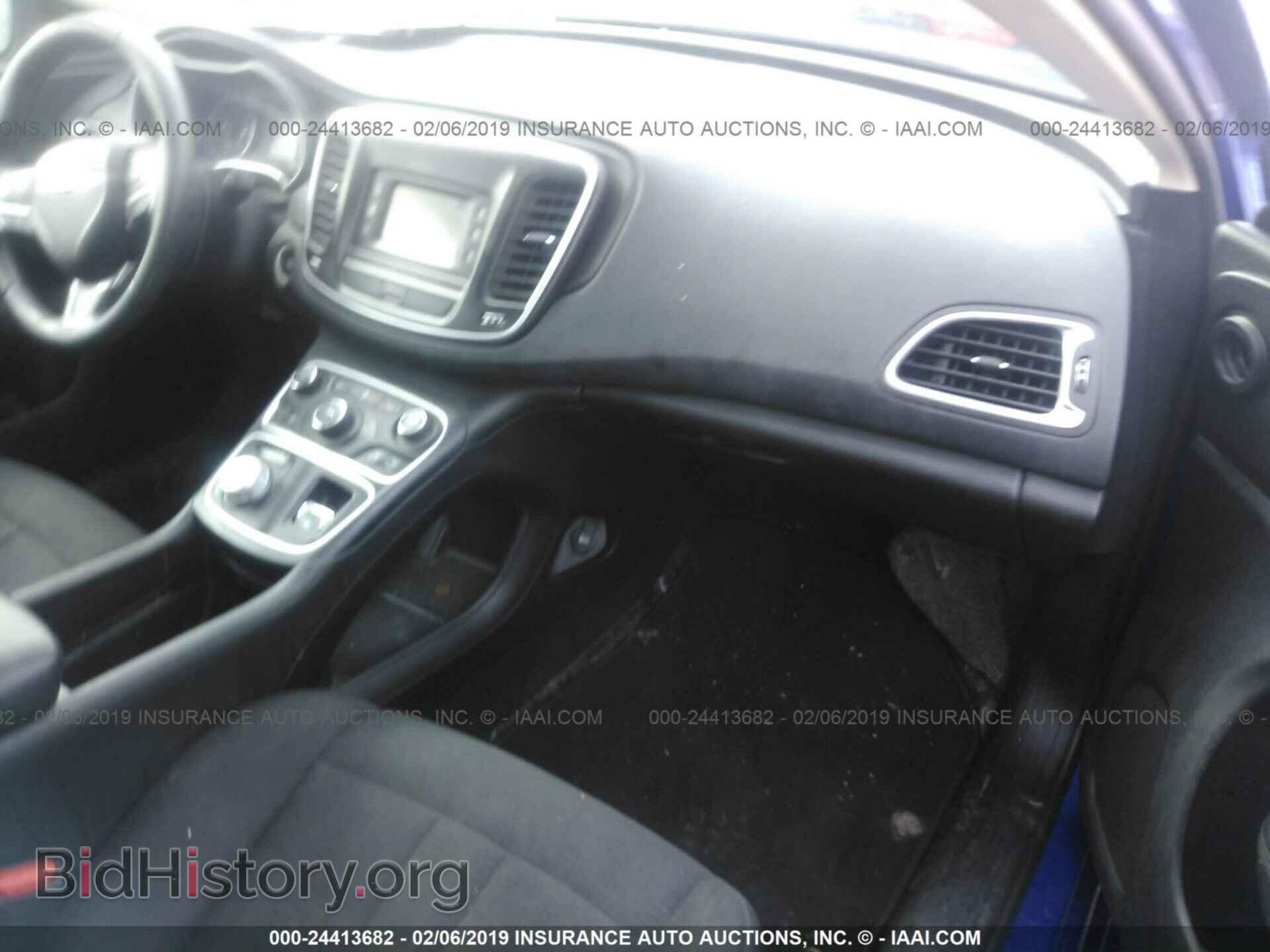 2015 CHRYSLER 200 - VIN: 1C3CCCAB6FN669881 - Photo 5