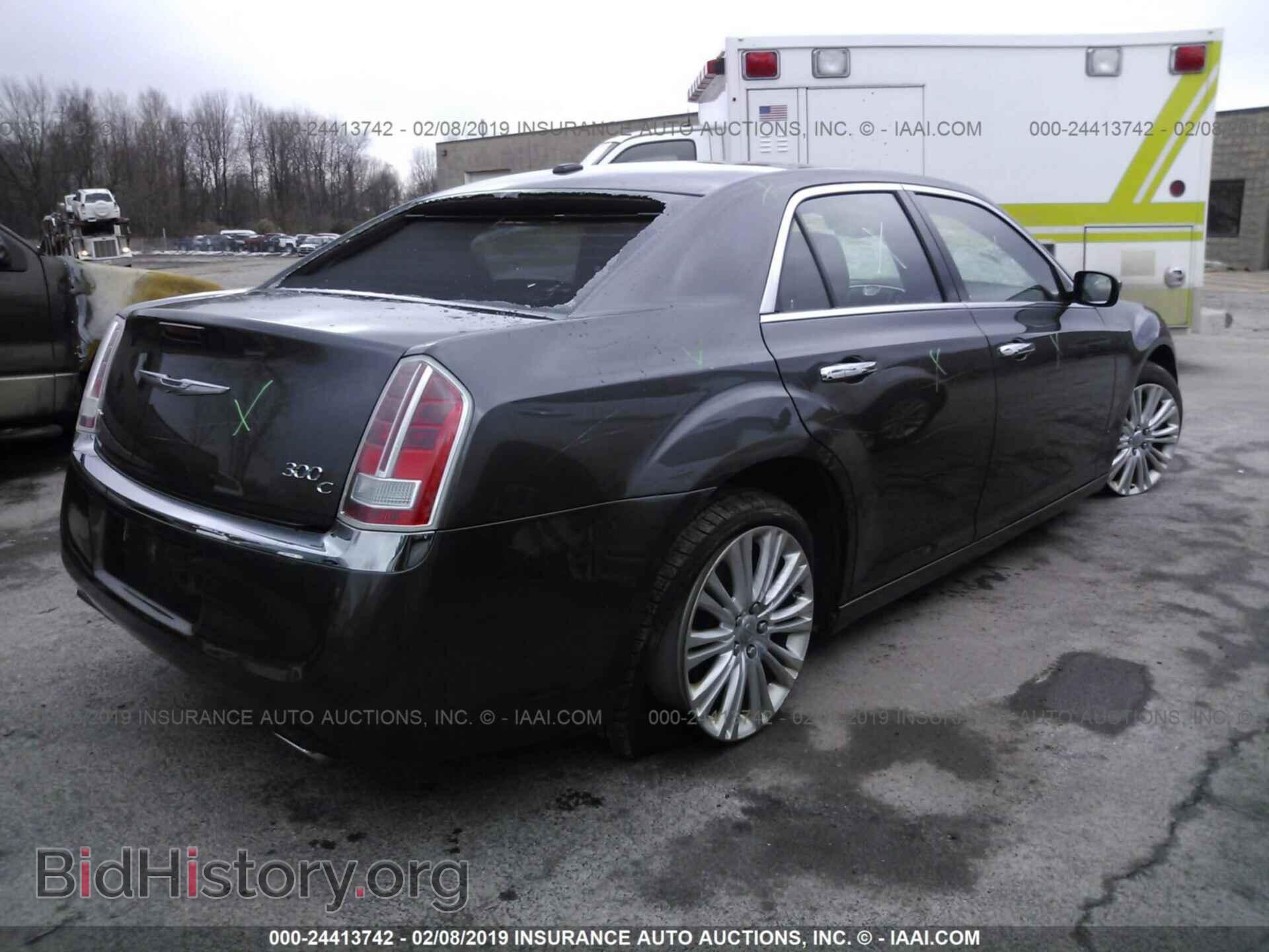 2013 CHRYSLER 300C - VIN: 2C3CCAKG2DH683040 - Фото 4