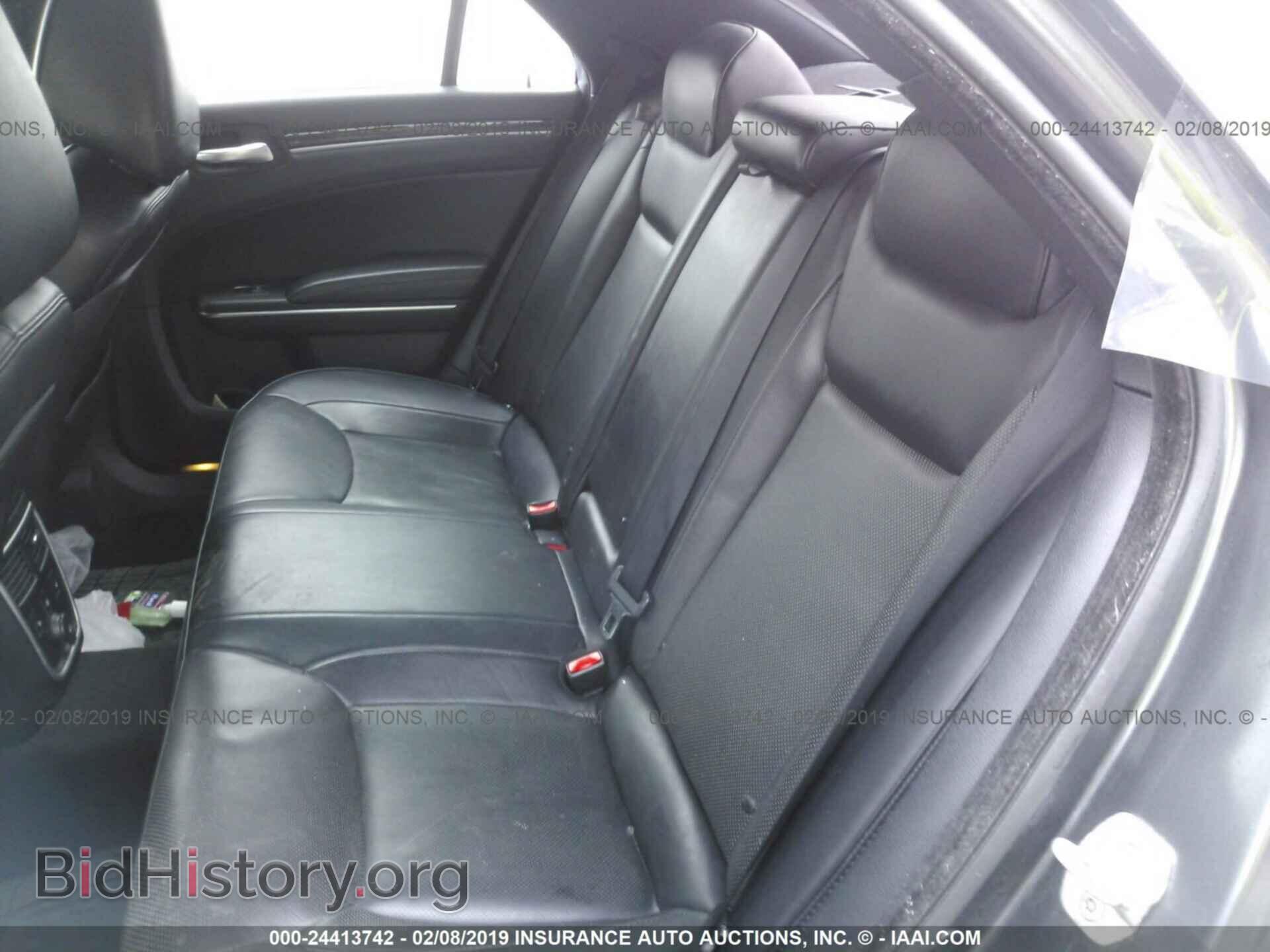 2013 CHRYSLER 300C - VIN: 2C3CCAKG2DH683040 - Фото 8