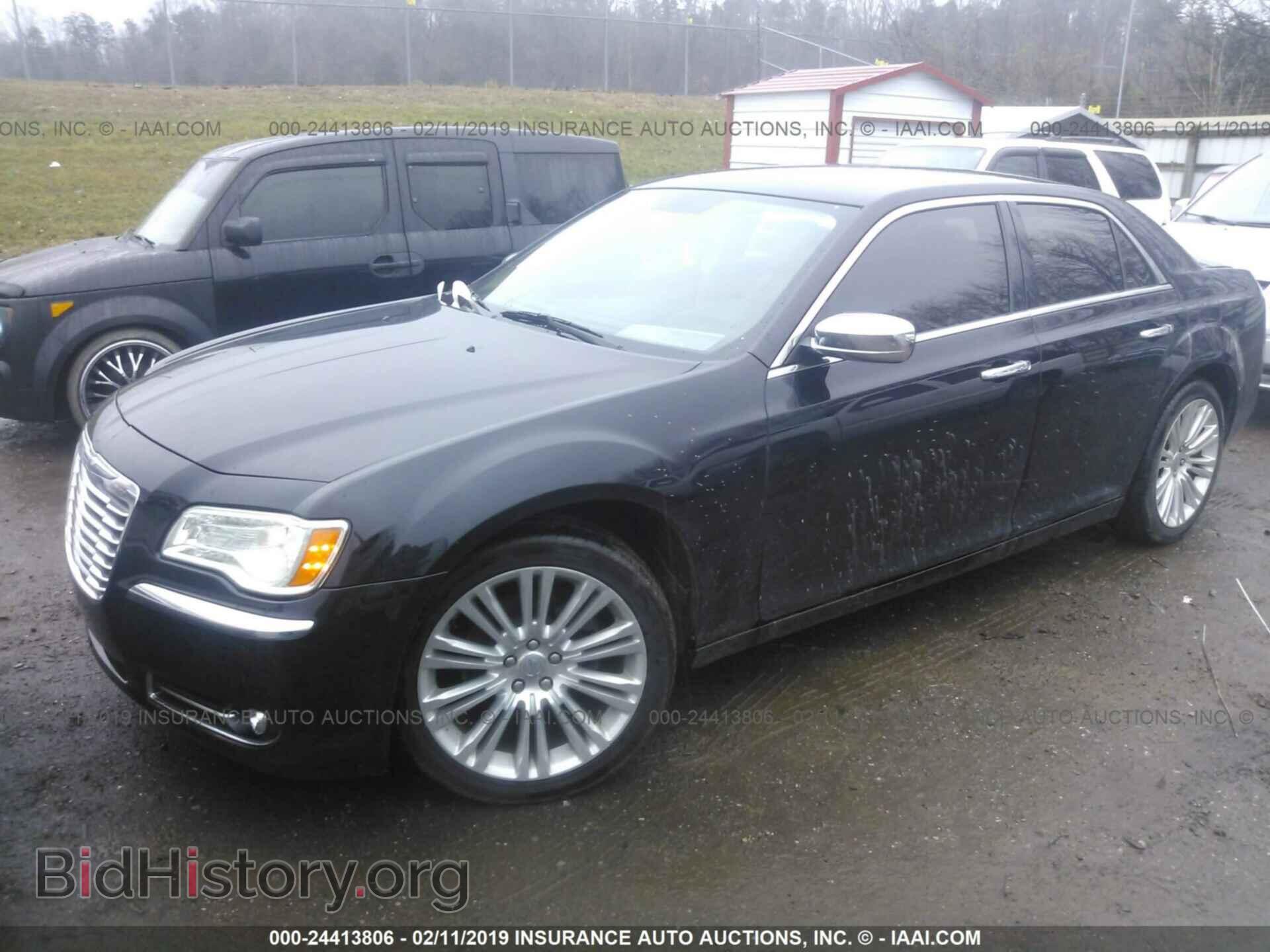 2011 CHRYSLER 300 - VIN: 2C3CA5CG9BH598480 - Фото 2