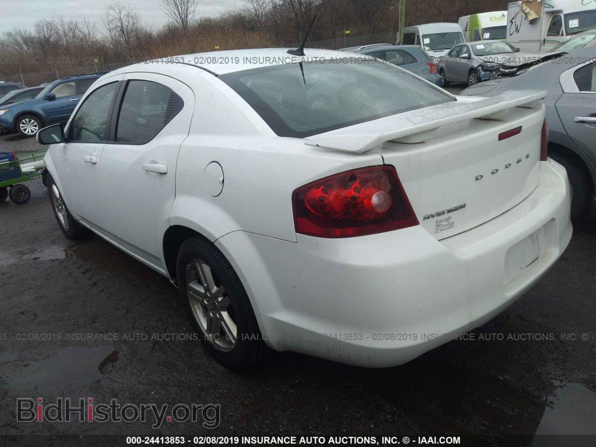 2011 DODGE AVENGER - VIN: 1B3BD1FB6BN555859 - Фото 3