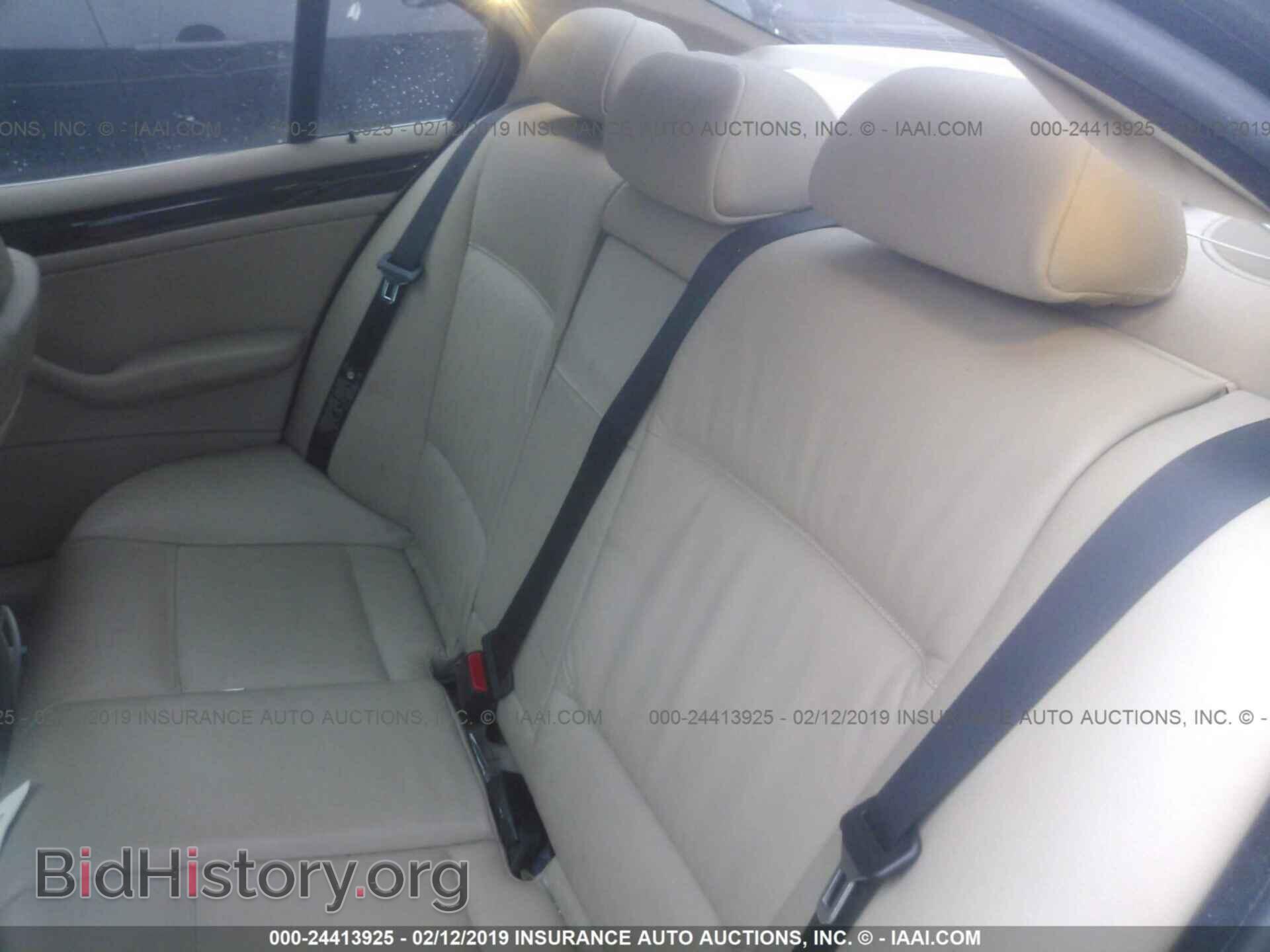 2003 BMW 330 - VIN: WBAEW53423PG10123 - Фото 8