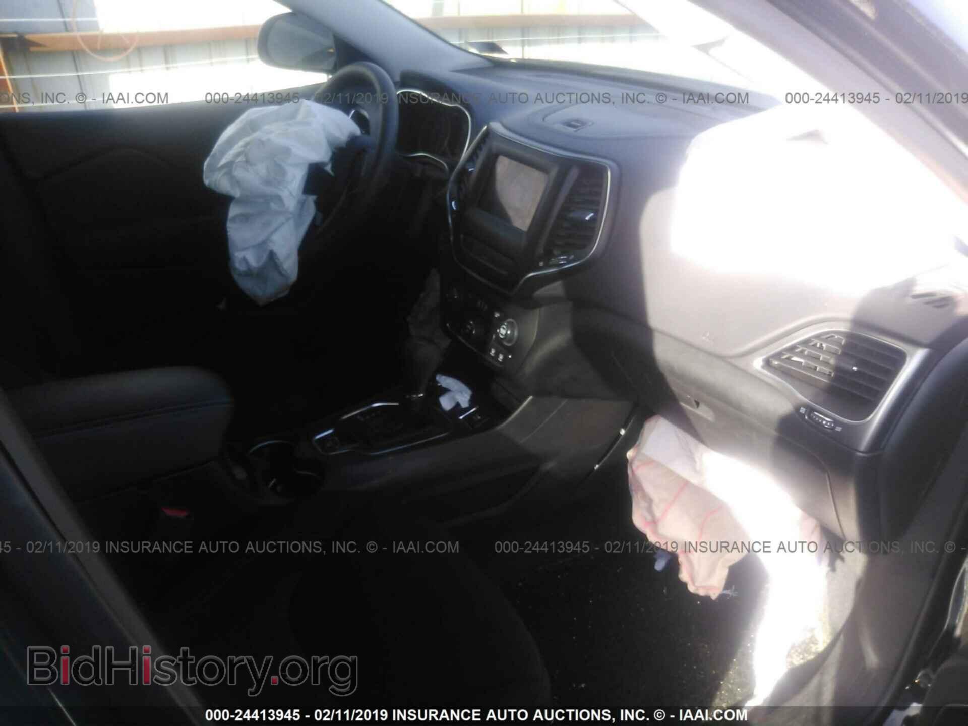 2019 JEEP CHEROKEE - VIN: 1C4PJMCB0KD212537 - Фото 5