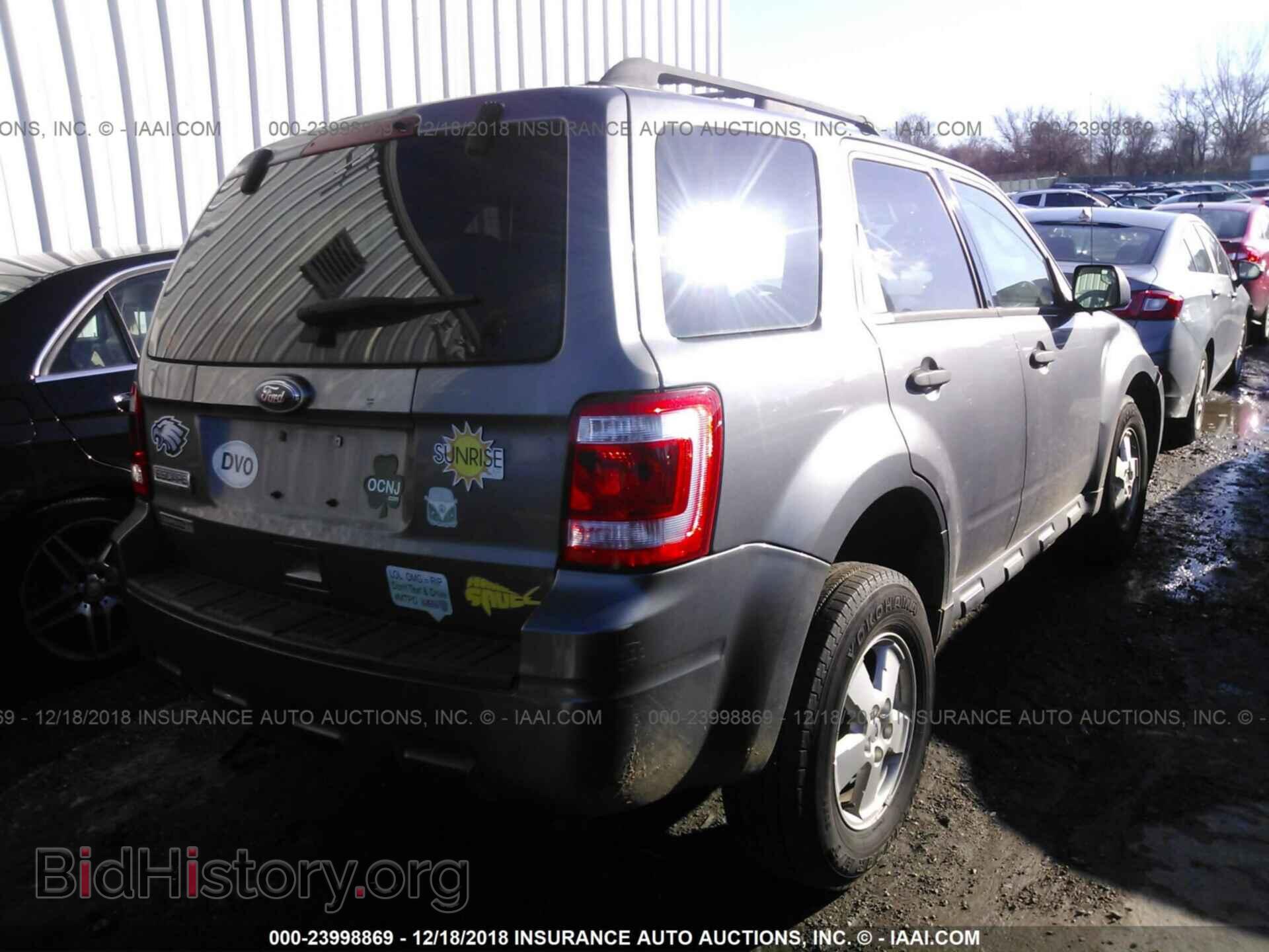 2011 FORD ESCAPE - VIN: 1FMCU0D78BKA25000 - Photo 4