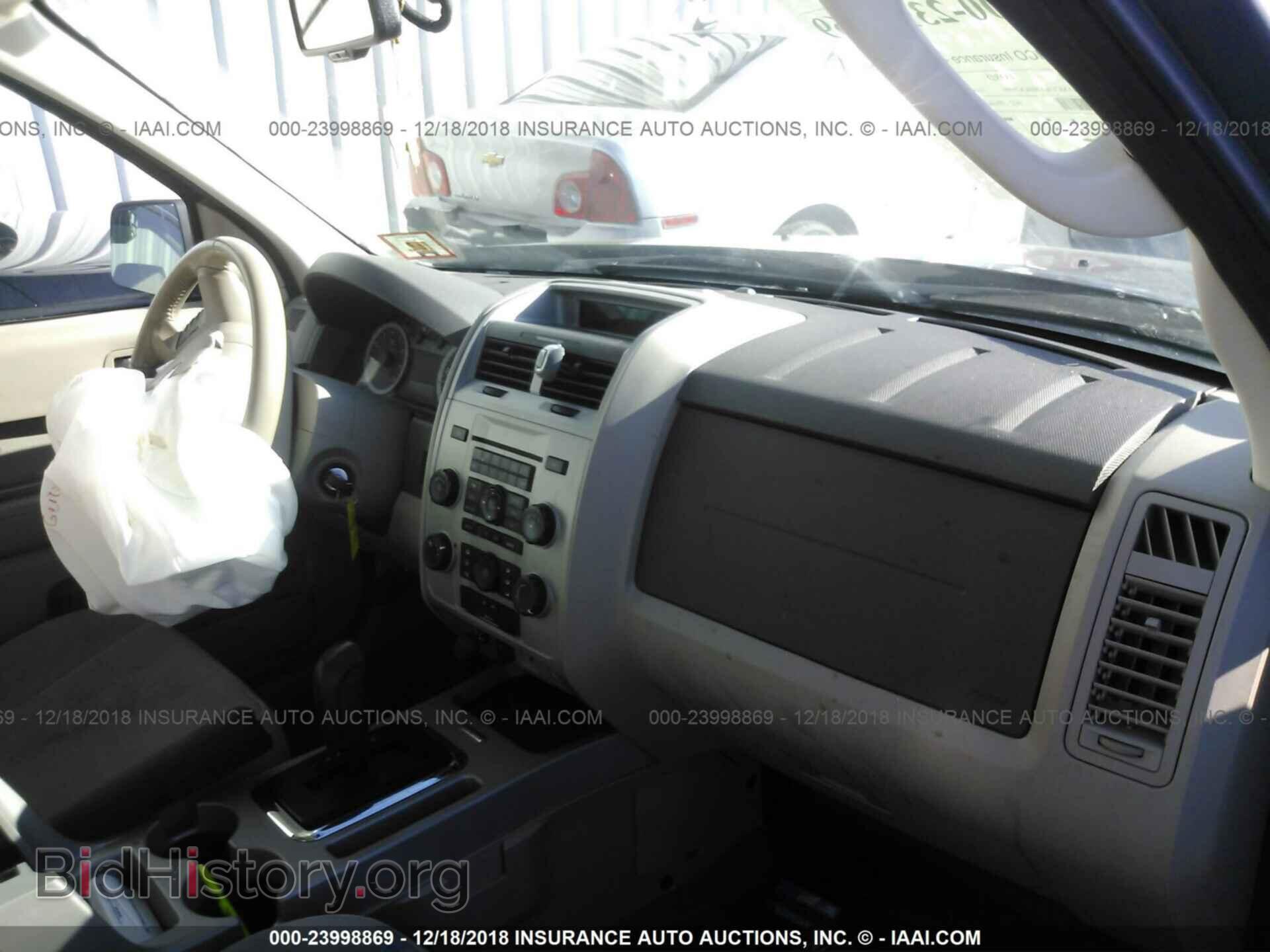 2011 FORD ESCAPE - VIN: 1FMCU0D78BKA25000 - Photo 5