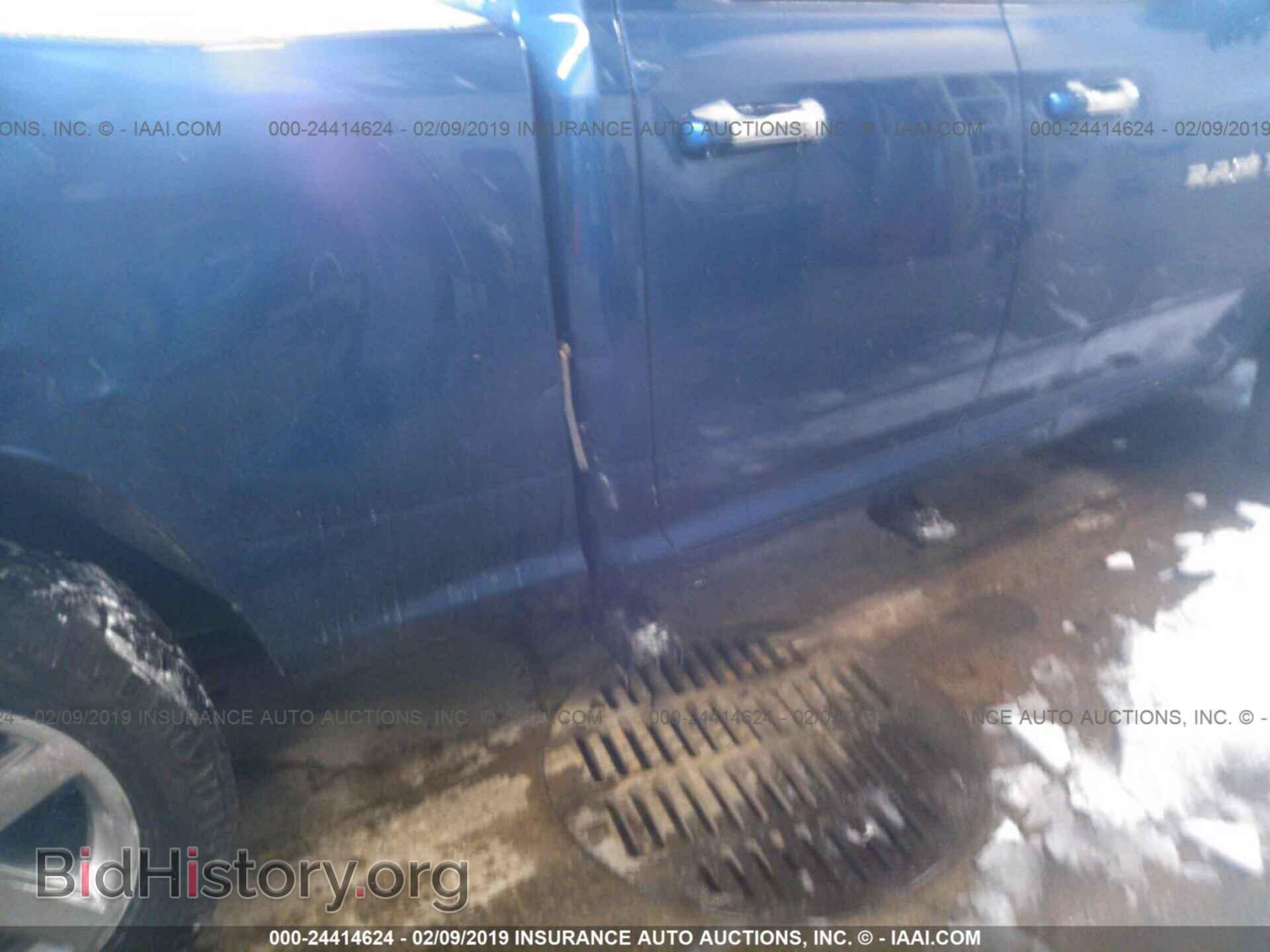 2011 DODGE RAM 1500 - VIN: 1D7RV1GT9BS643331 - Фото 6