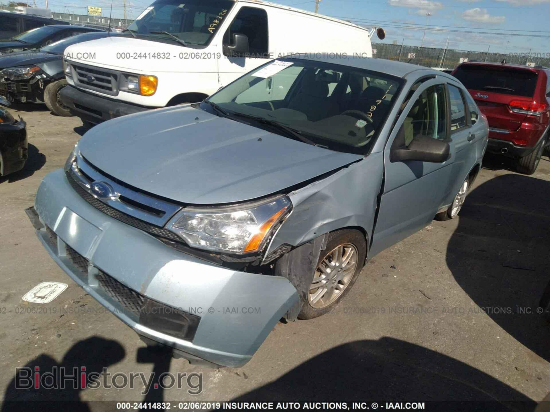2009 FORD FOCUS - VIN: 1FAHP35N79W111987 - Фото 2