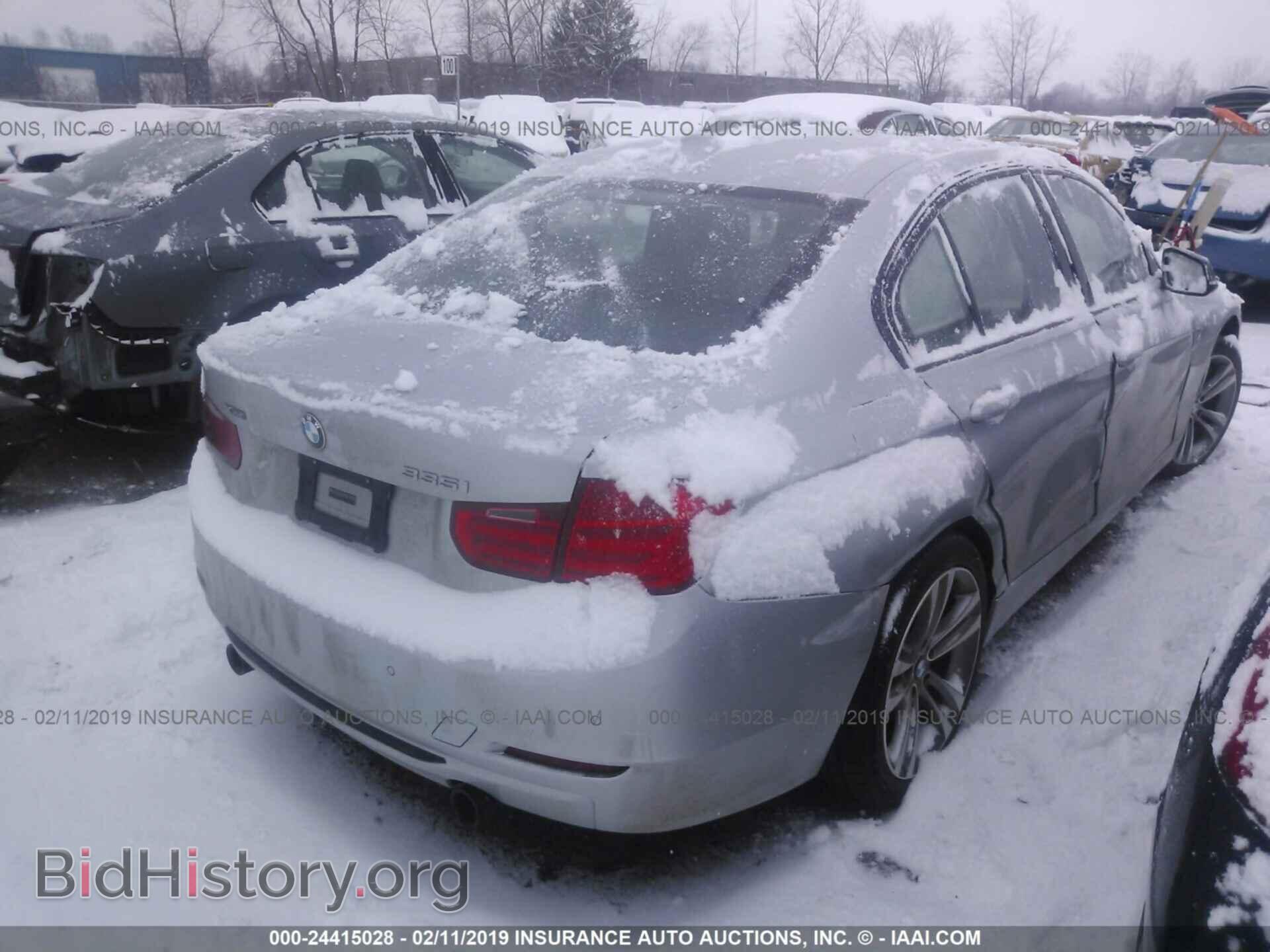 2014 BMW 335 - VIN: WBA3B9G54ENR90672 - Фото 4
