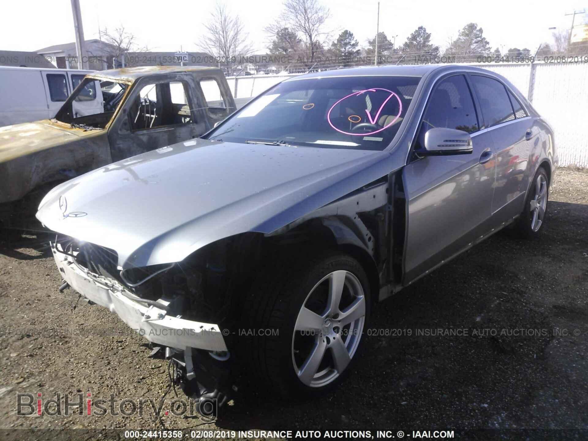 2011 MERCEDES-BENZ E - VIN: WDDHF5GB1BA460213 - Фото 2