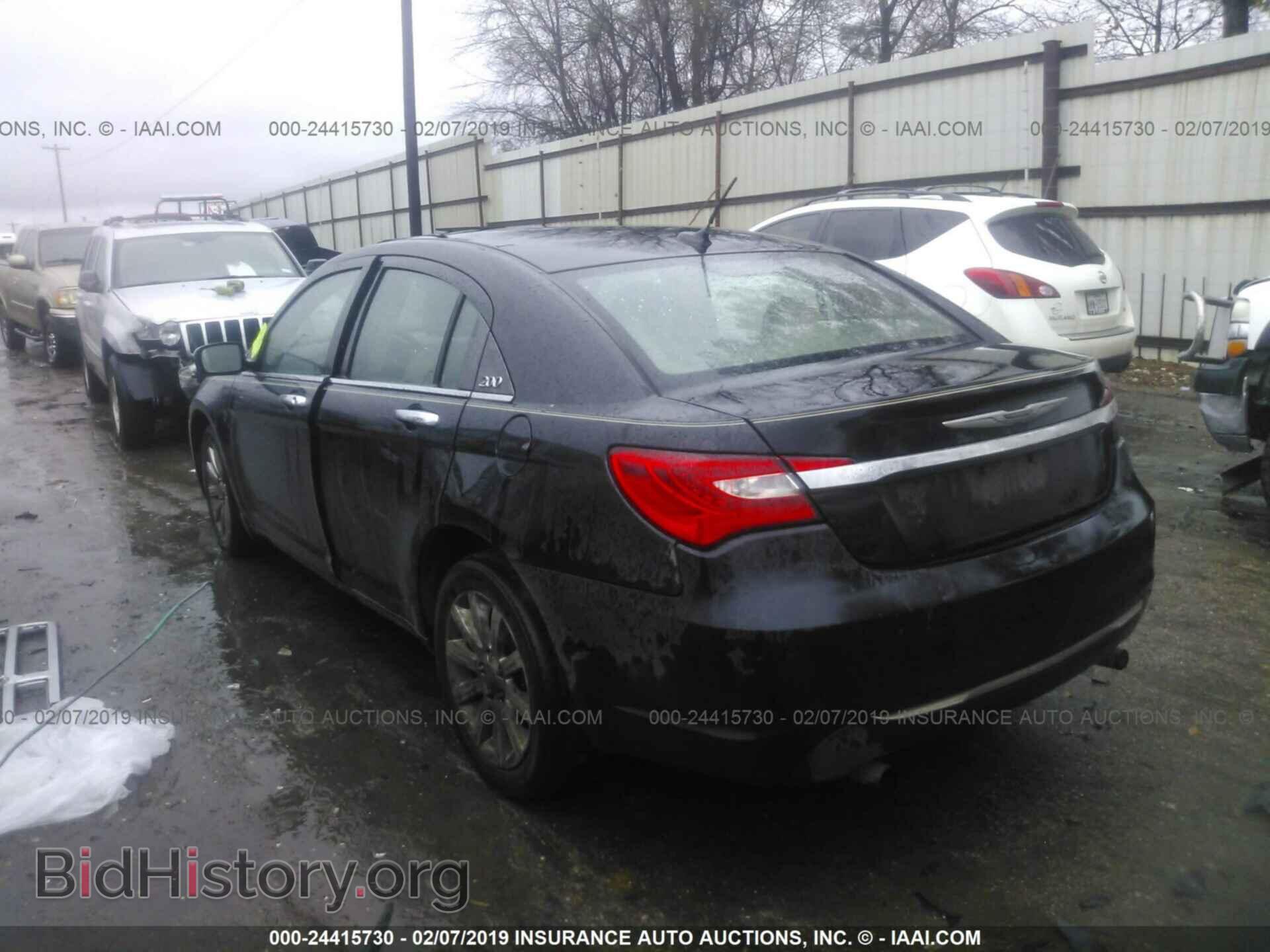 2013 CHRYSLER 200 - VIN: 1C3CCBCG8DN554473 - Фото 3