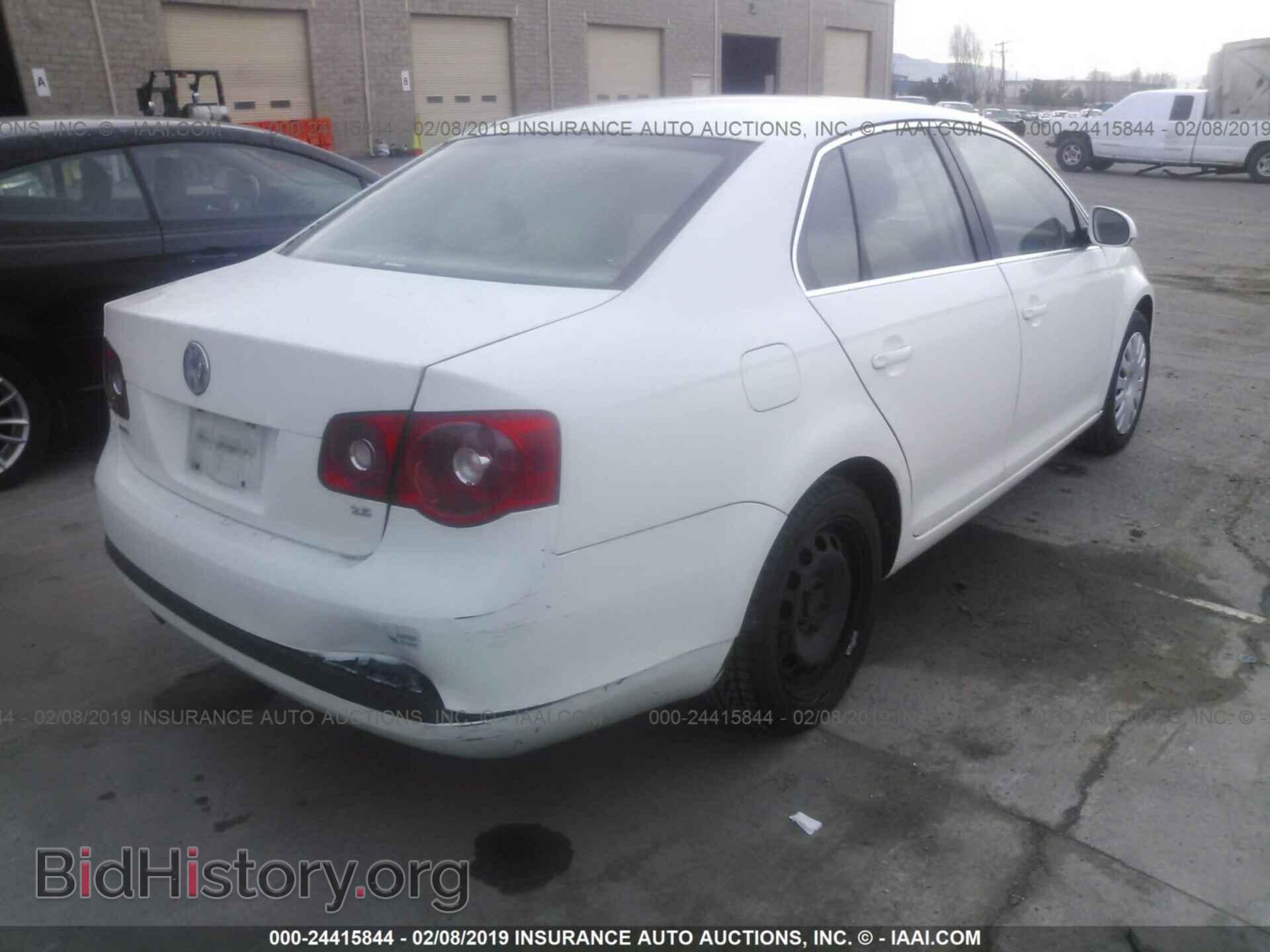 2010 DODGE JOURNEY - VIN: 3D4PG6FV0AT137723 - Фото 4