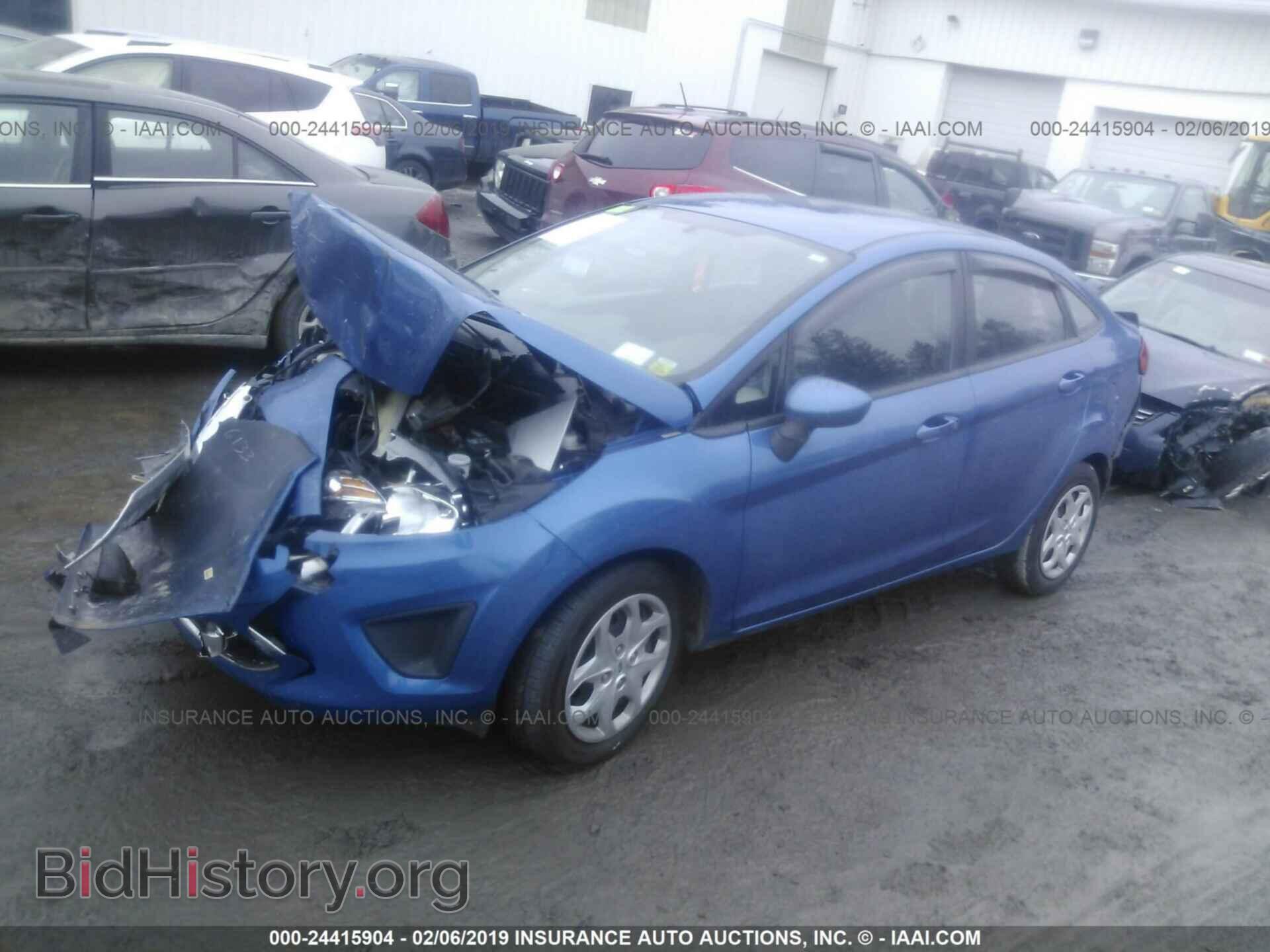 2011 FORD FIESTA - VIN: 3FADP4BJ2BM150708 - Фото 2